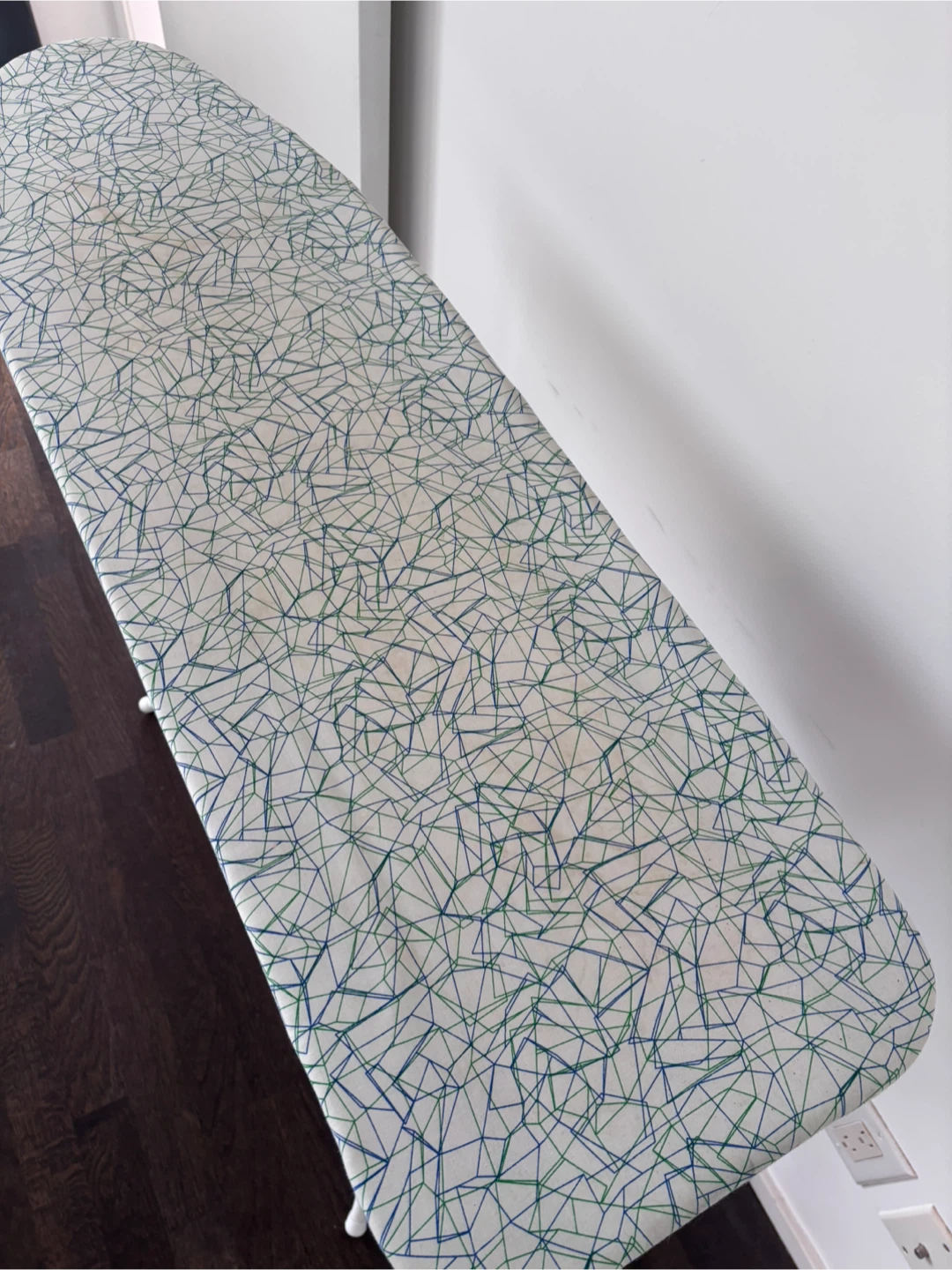 Free Ironing table - photo 2