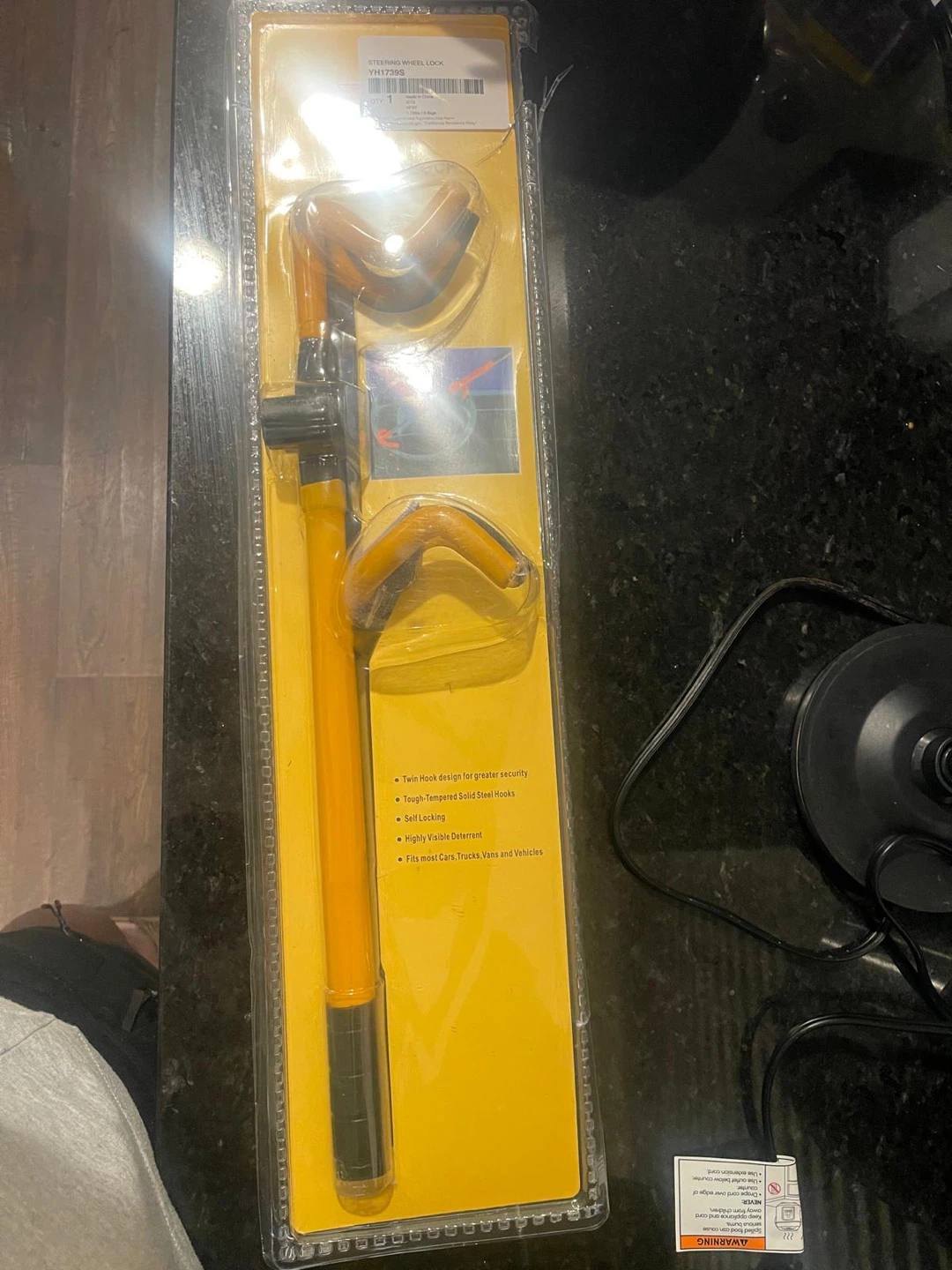 The Club VN177000 Steering Wheel Lock - New! - photo 4