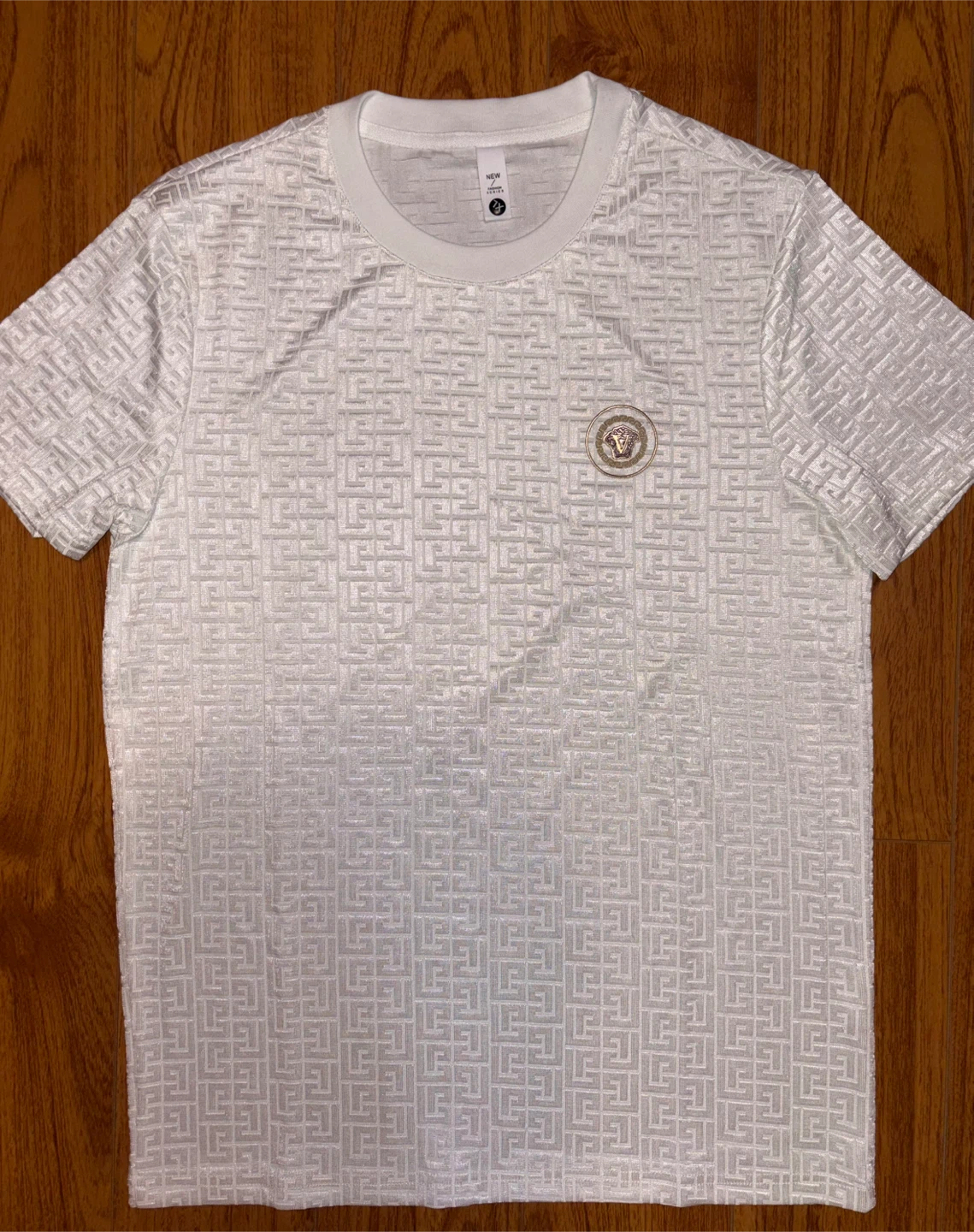 New Versace White Patterned T-Shirt - XL