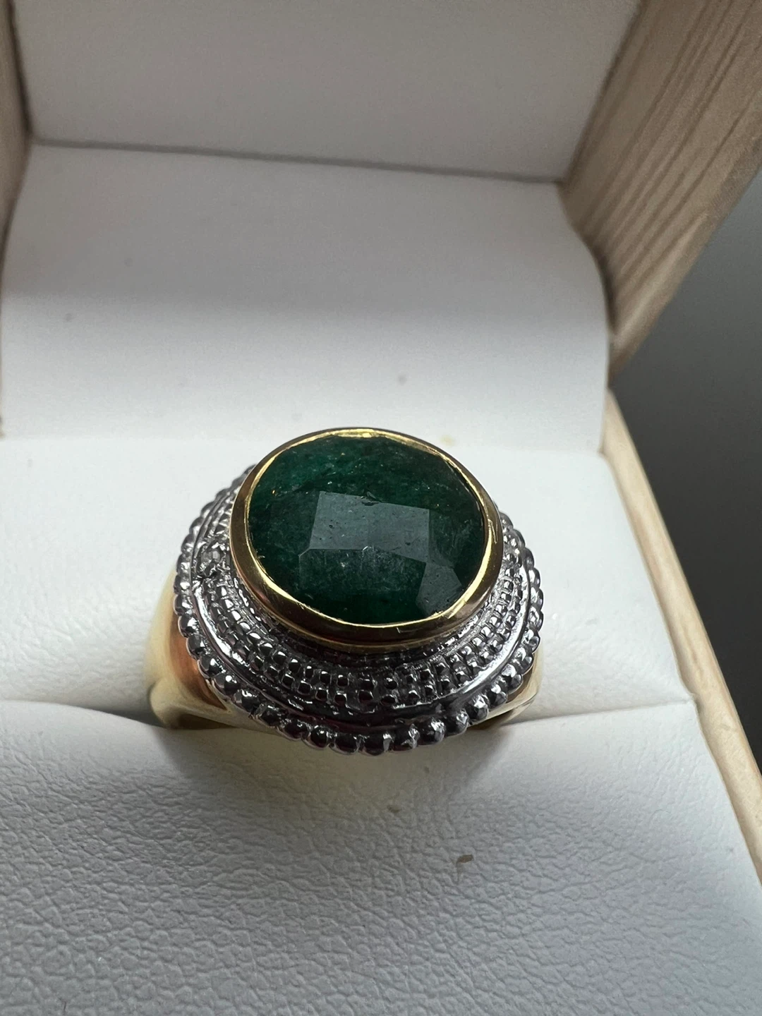 925 silver Emerald 3.5 carat ring