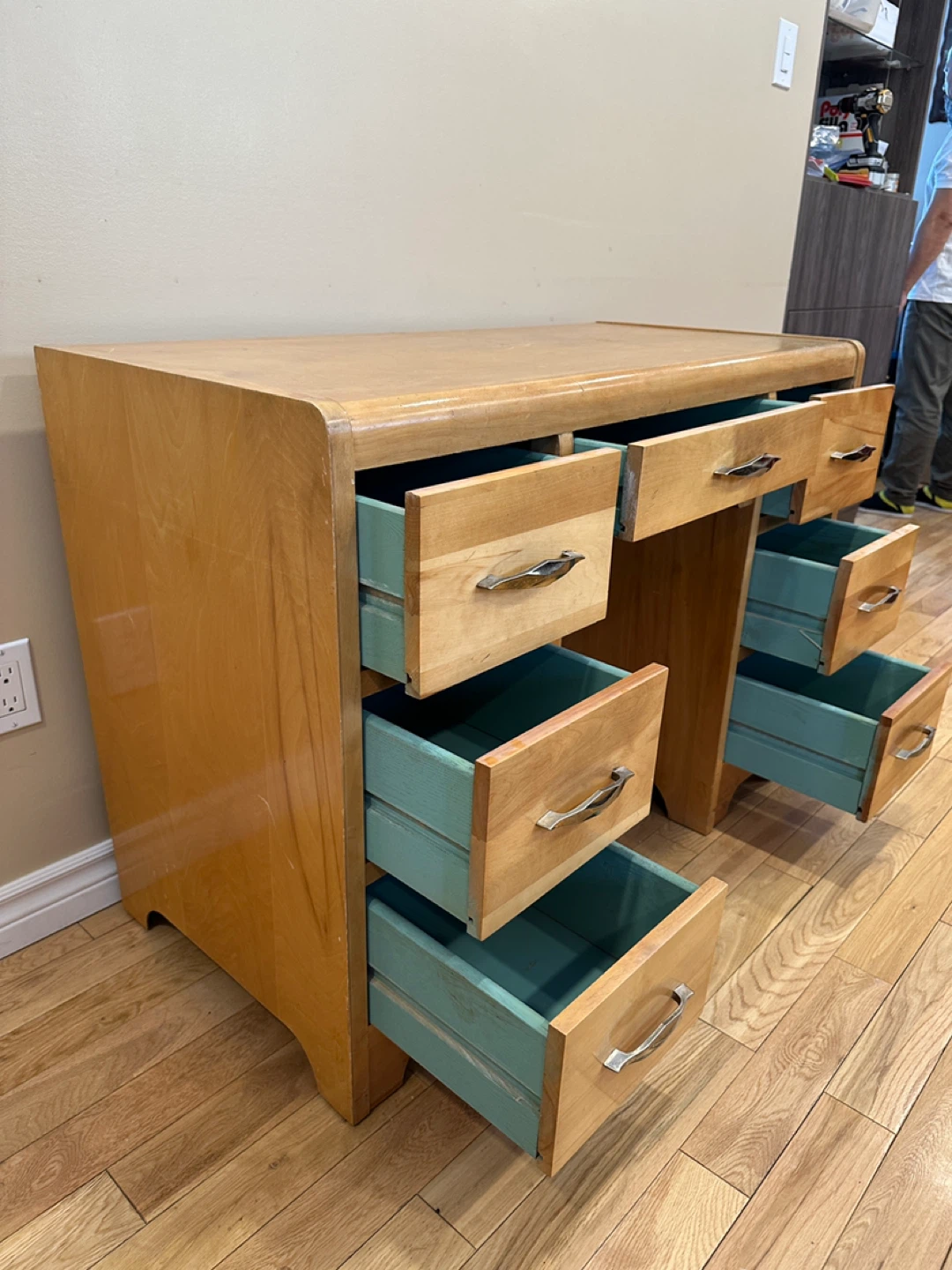 Antique Waterfall Solid Wood Desk (CAN DELIVER ) - photo 3