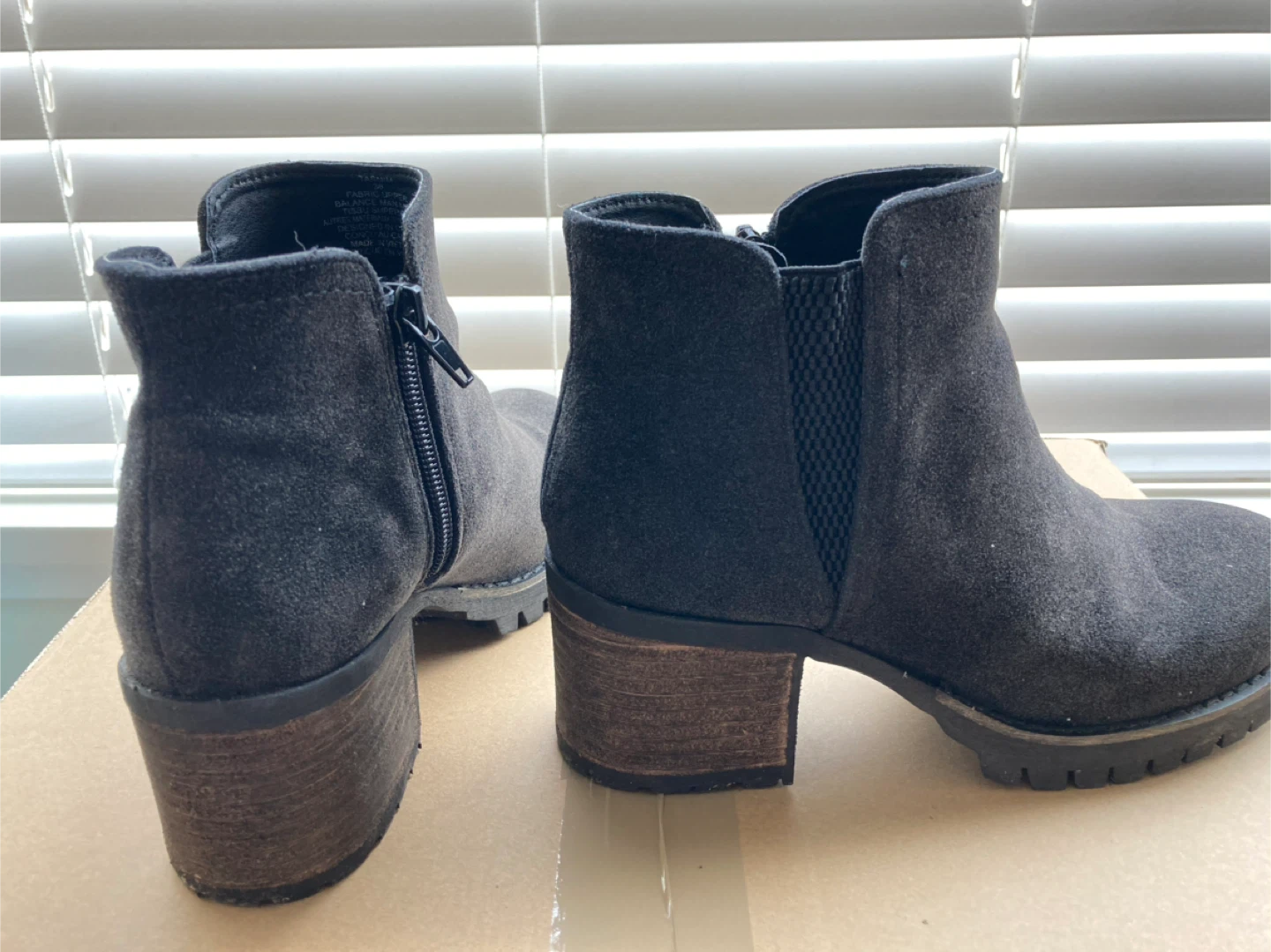 SoftMoc Tasnim Black Ladies Ankle Boots - Size 6 - photo 2