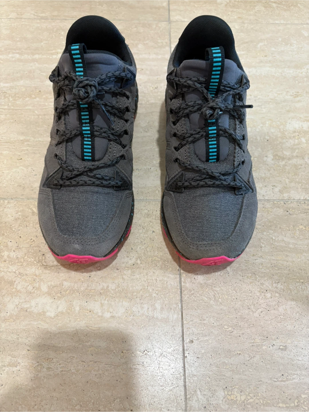 New Balance Crag TR Women's Trail Shoes - Size 8