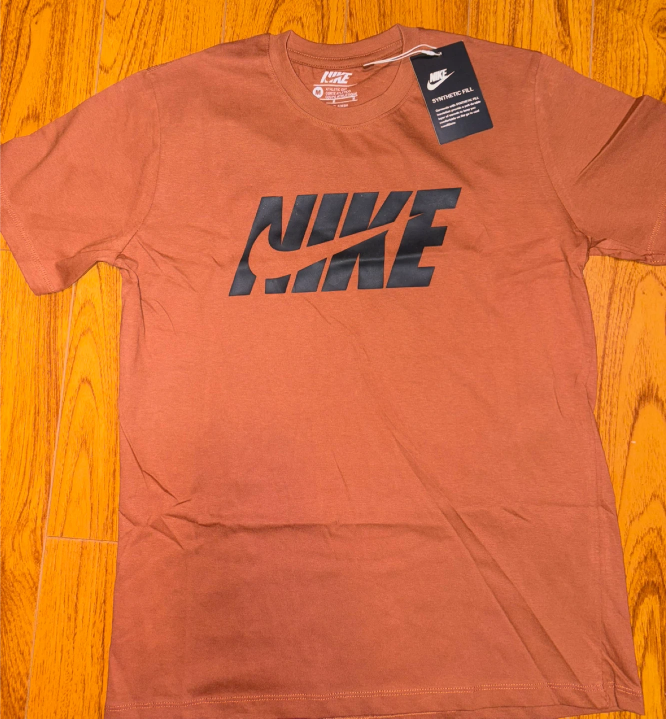 New Nike T-Shirt Size M
