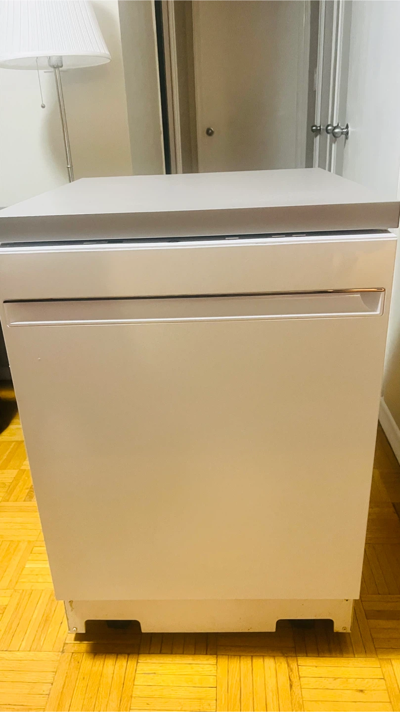 GE portable with stainless steel interior - photo 2