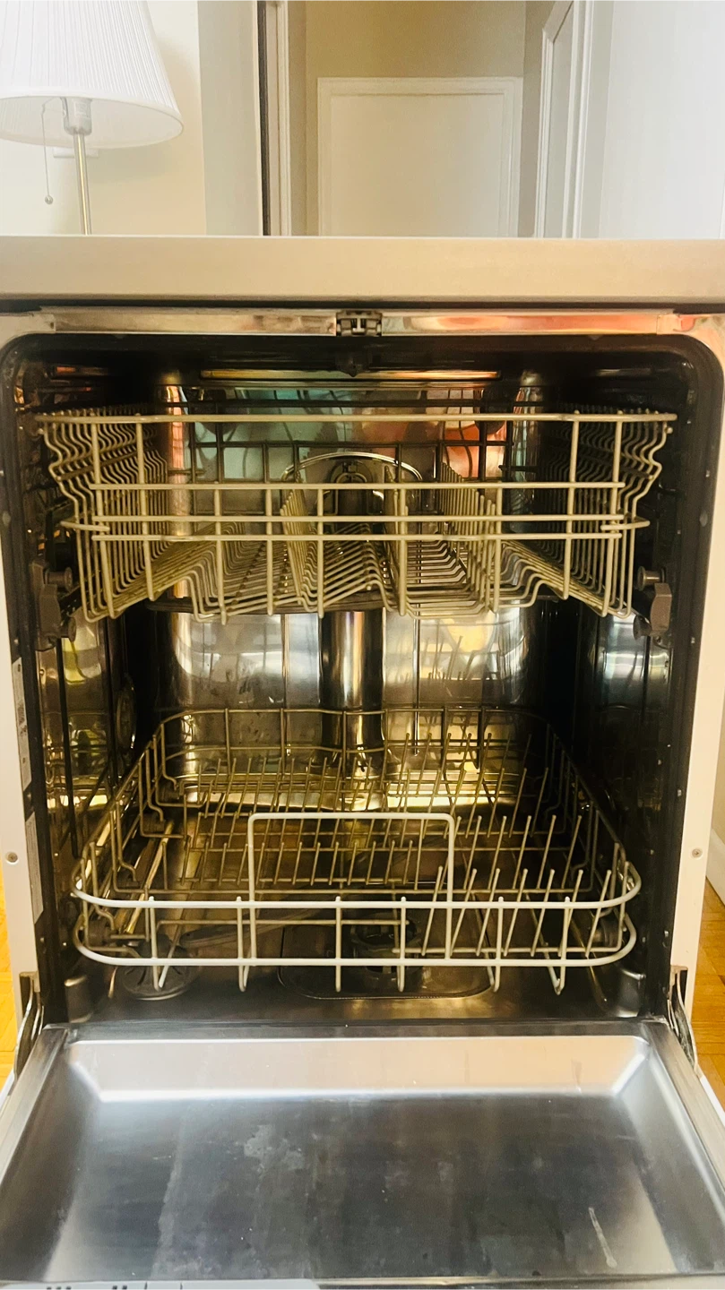 GE portable with stainless steel interior - photo 5