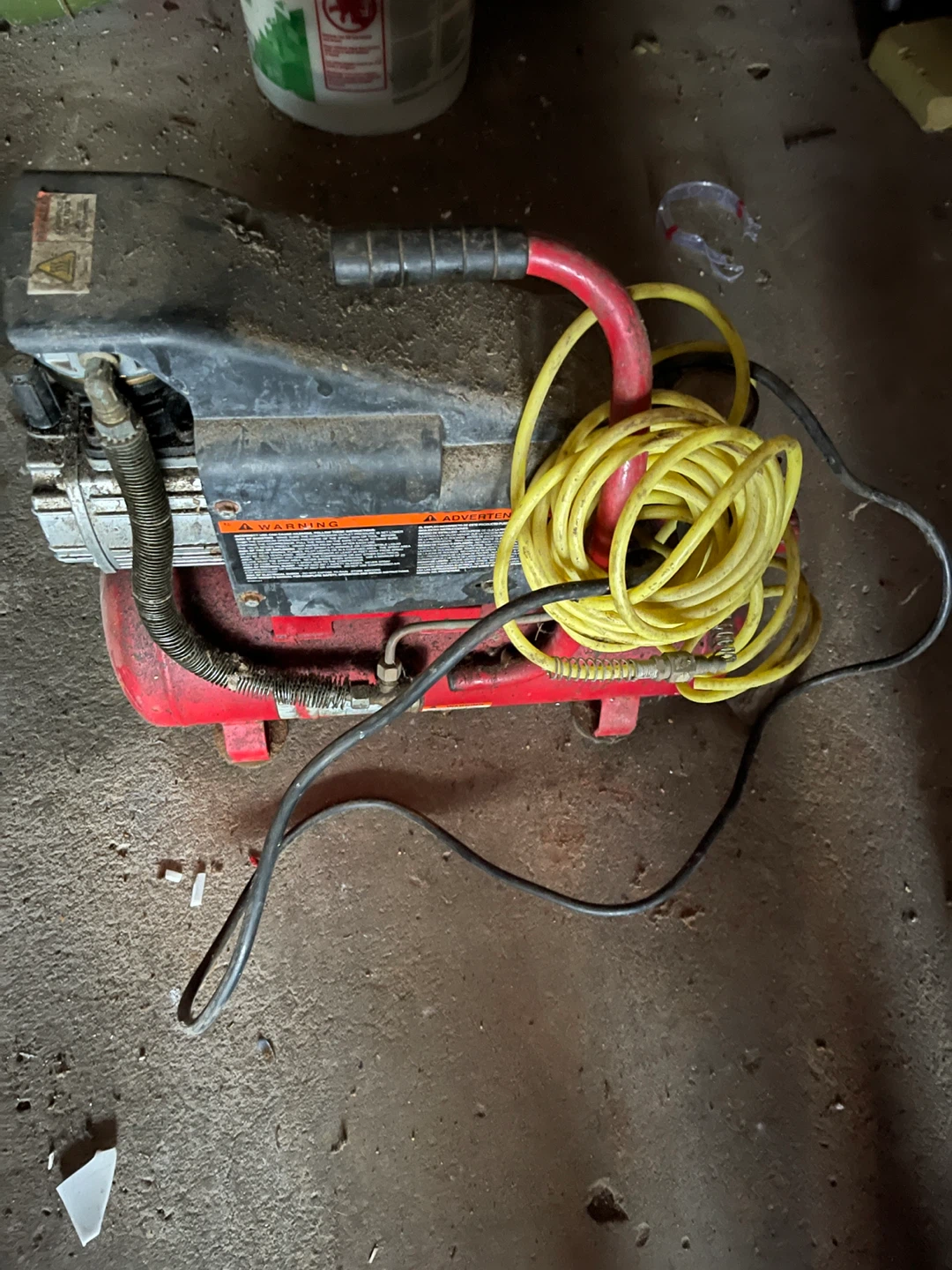 Craftsman 125 PSI 3 Gal Air Compressor - photo 2