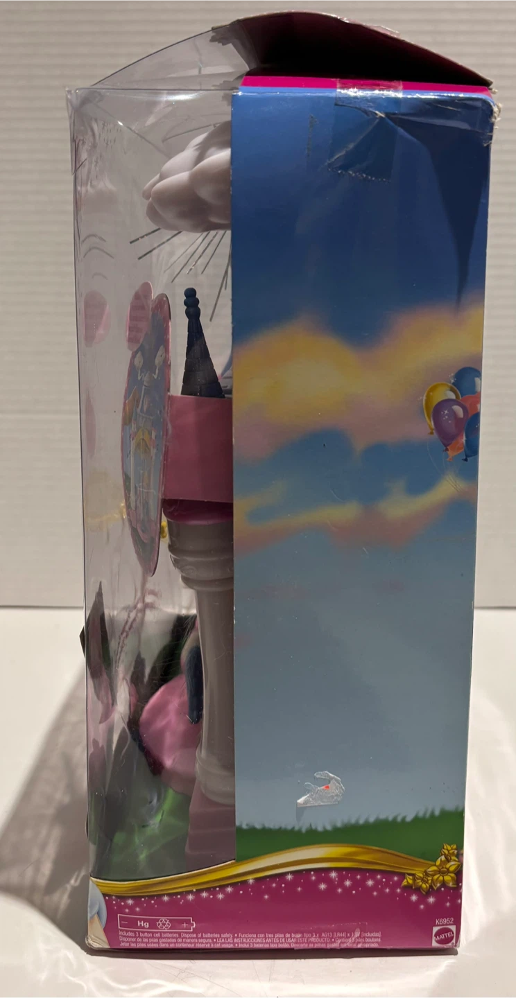 Disney Princess Castle Carousel Magico - New in Box! - photo 3
