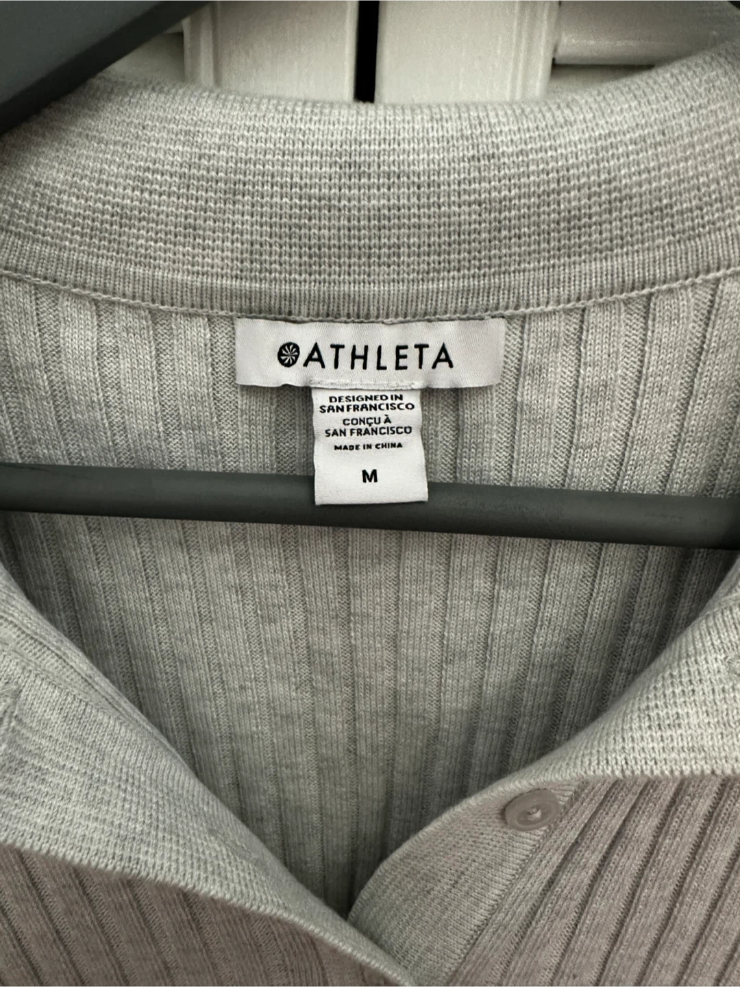 Athleta Grey Ribbed Long Sleeve Top - Size M - photo 3