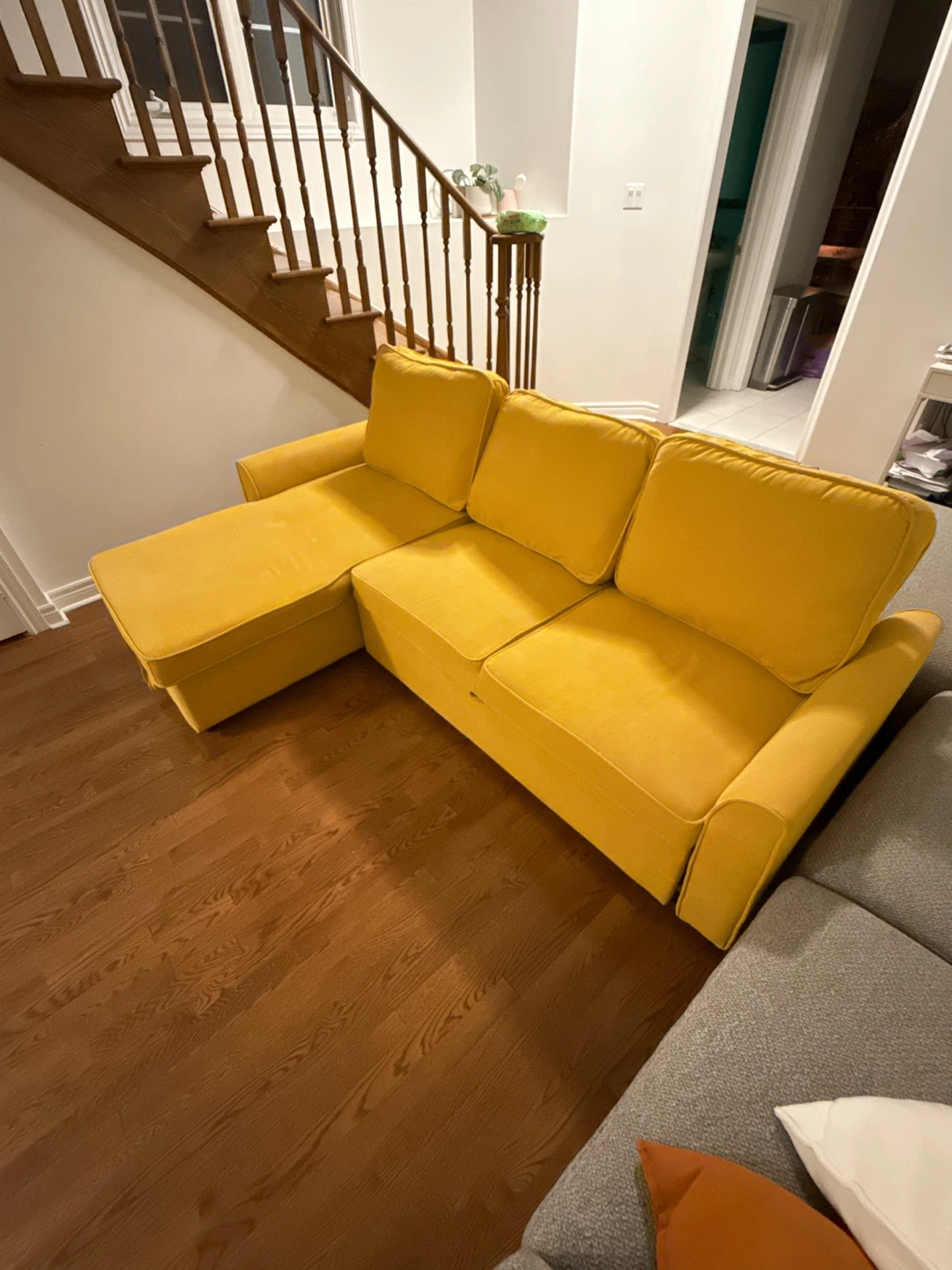 Structube Sectional Pull Out sofa and storage