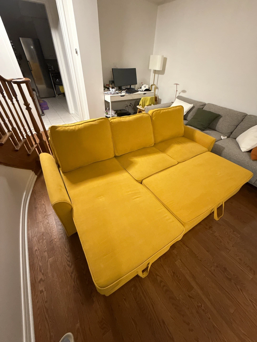 Structube Sectional Pull Out sofa and storage - photo 4