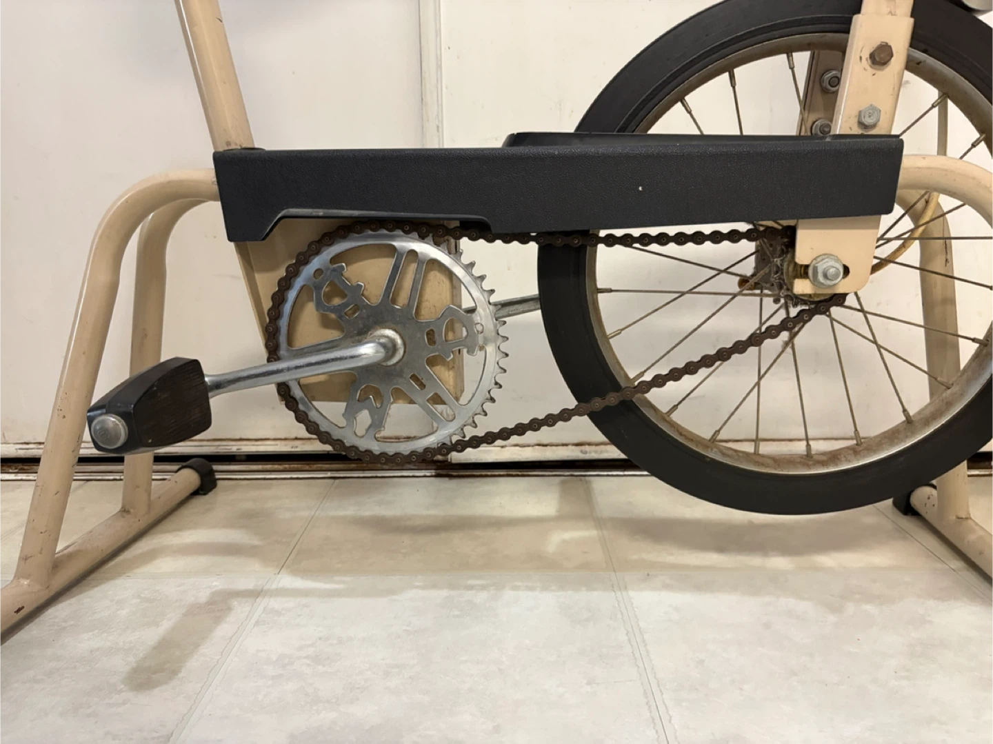 CCM Stationary Exercise Bike - Made in Canada - photo 5