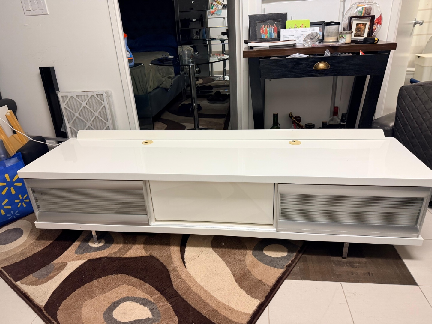 🥕White TV Stand with Drawers