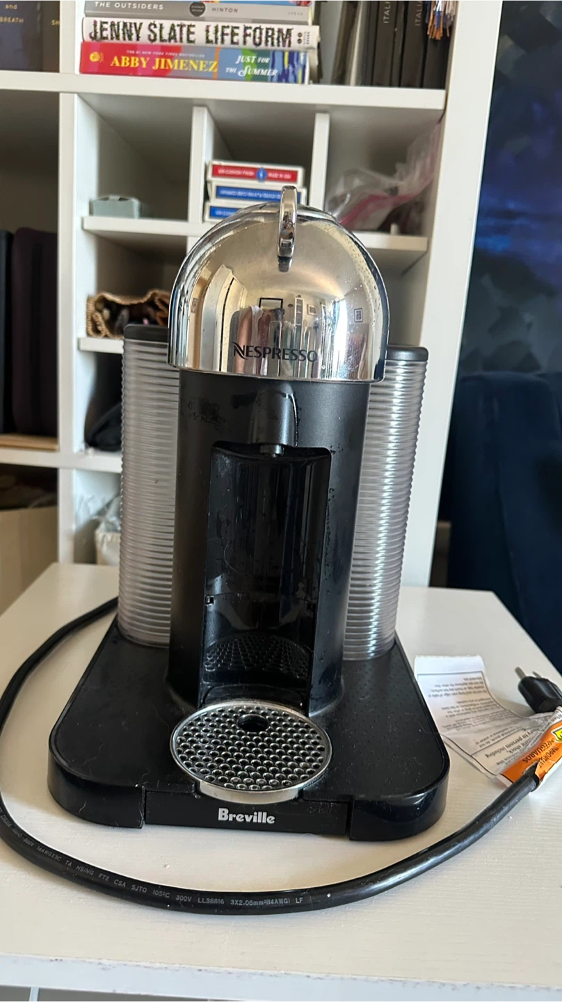 🥕 Nespresso Vertuo Next Coffee Maker by Breville - photo 2