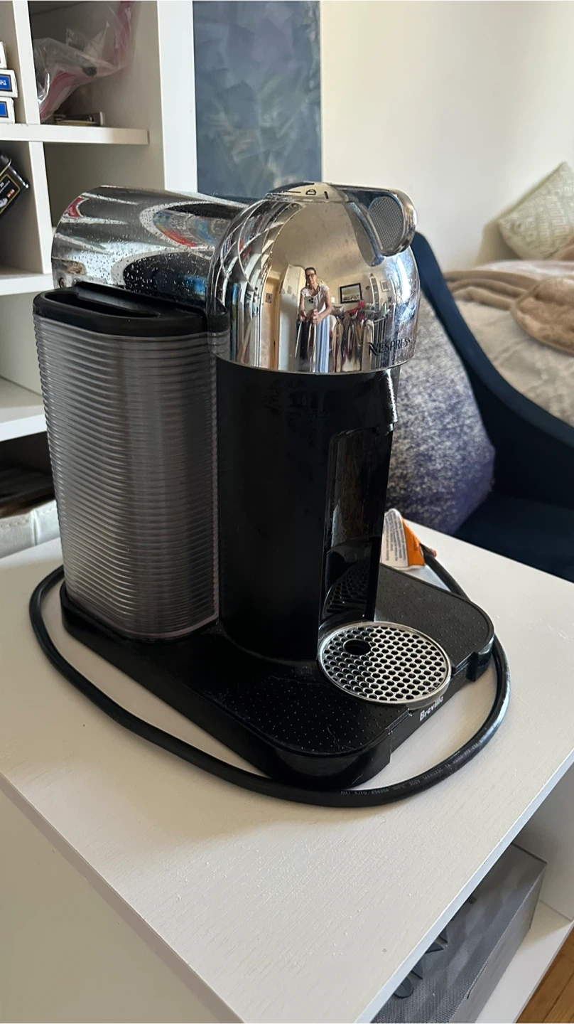 🥕 Nespresso Vertuo Next Coffee Maker by Breville