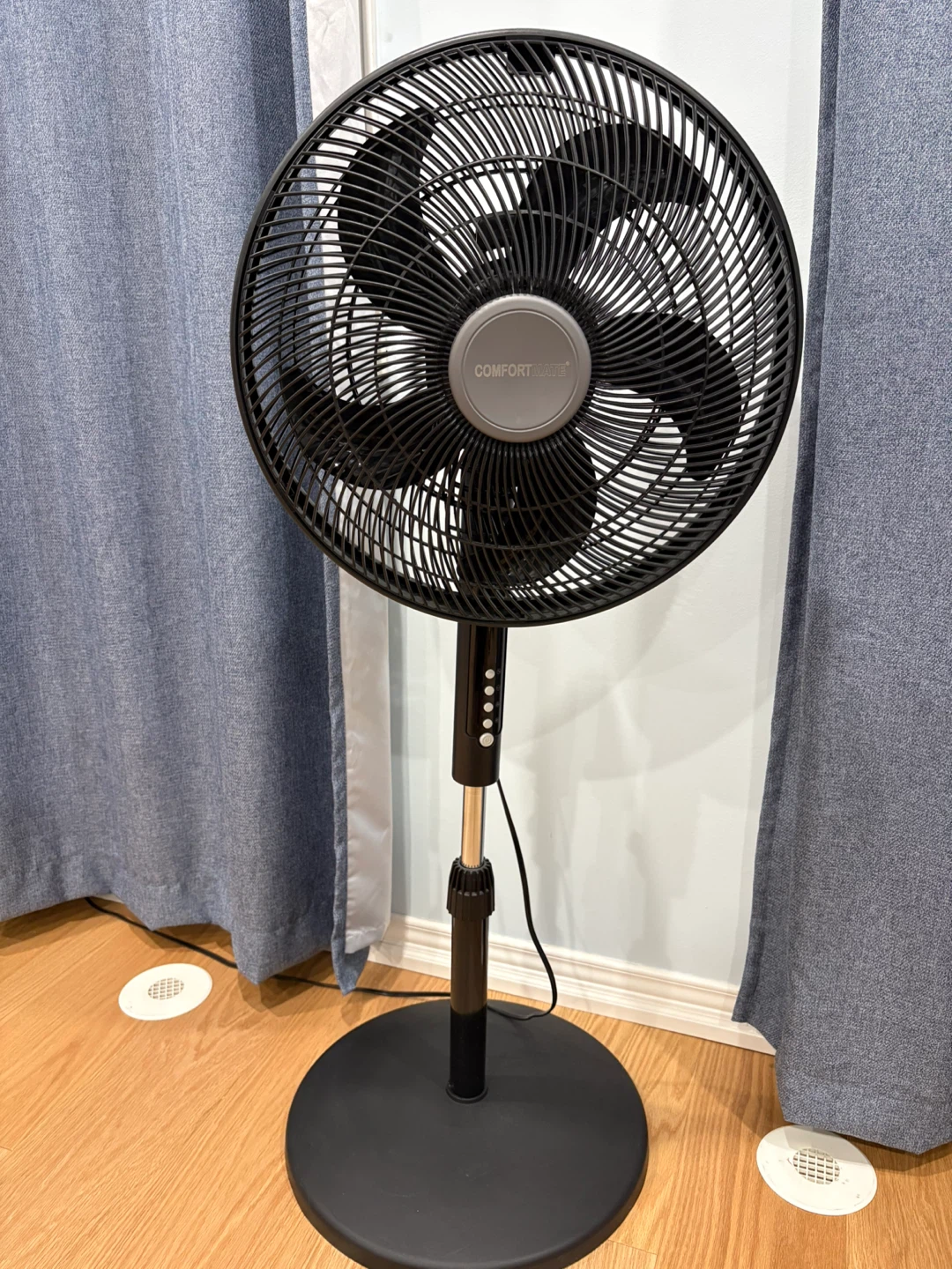 ComfortMate Black Stand Fan with Remote