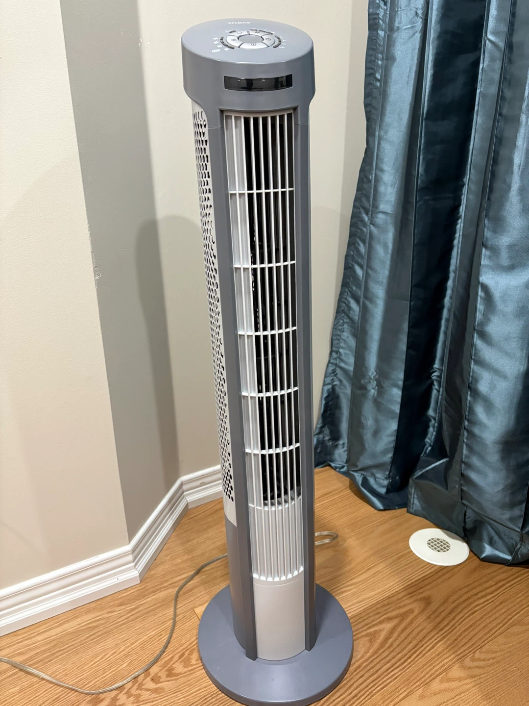 Seville Classics Tower Fan - Grey