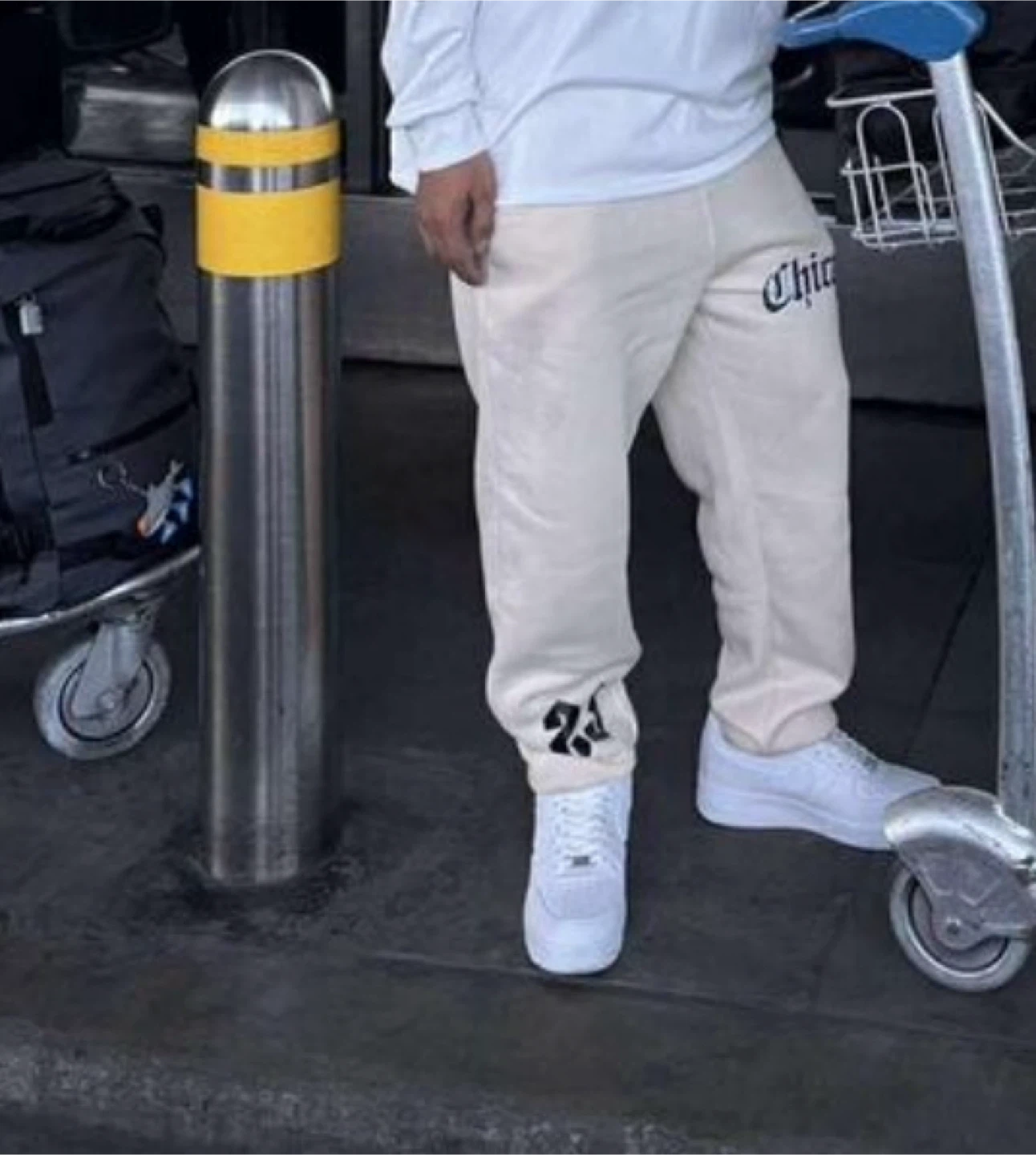 MAYHEM Chicago Joggers - Off White