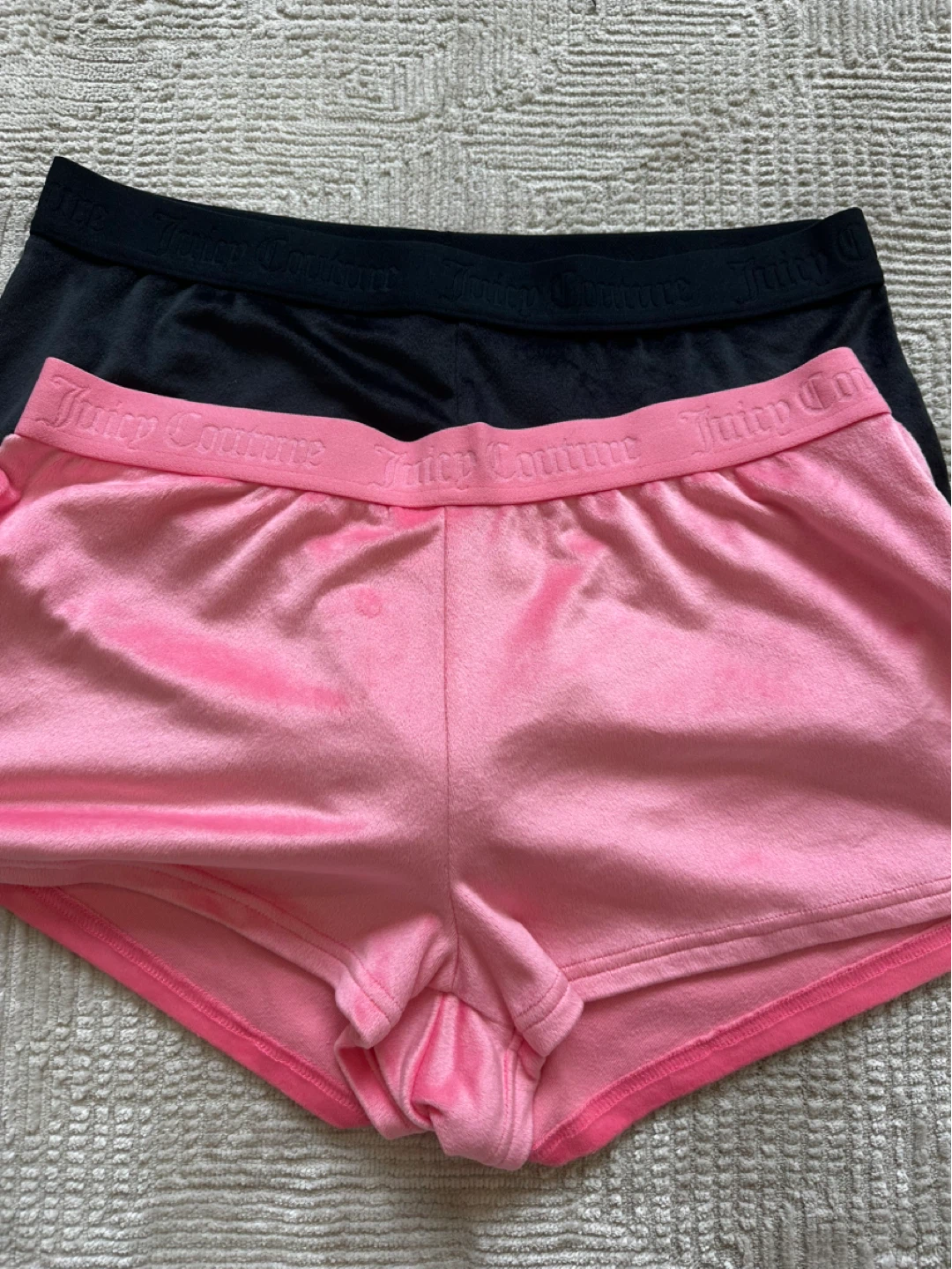 Juicy Couture Shorts - Size L - photo 3