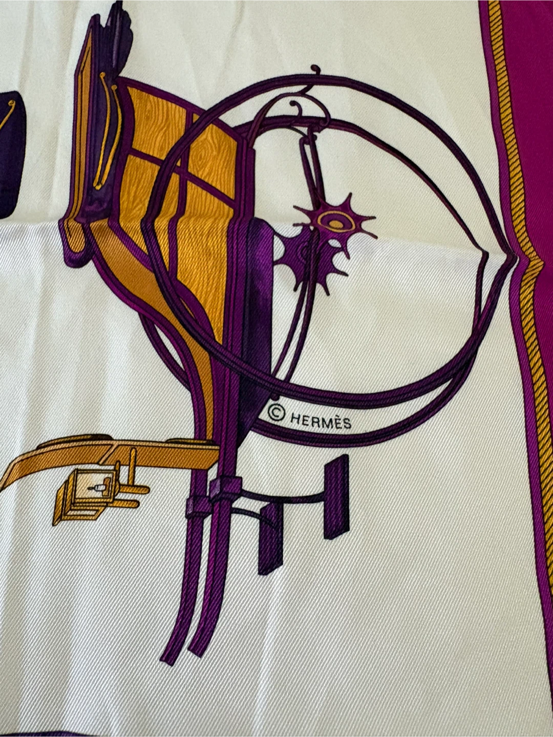 Hermès Silk Scarf - Les Voitures A Transformation La Perriere - photo 4