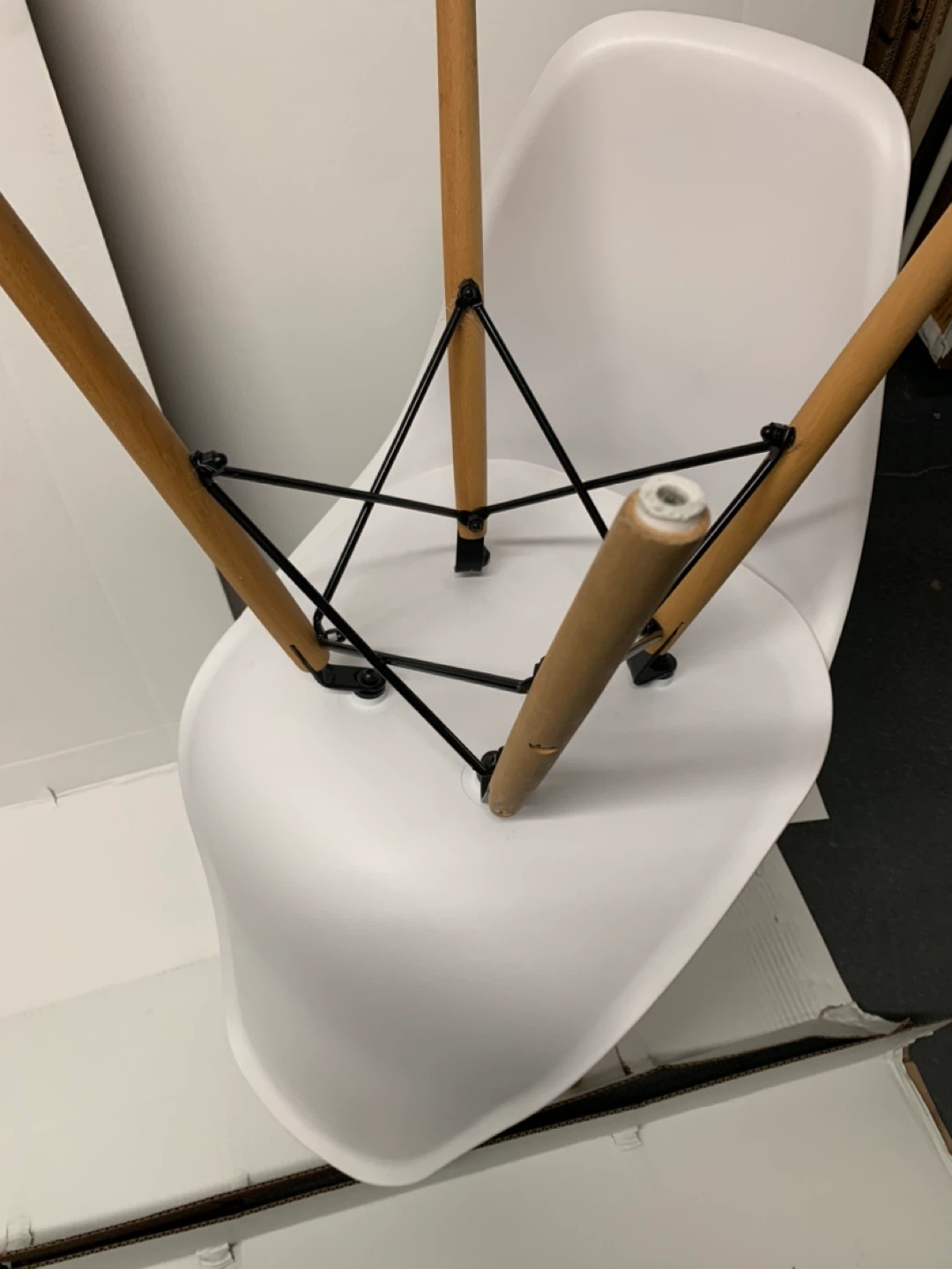 Set of 2 White Eames Style Dining Chairs - photo 5