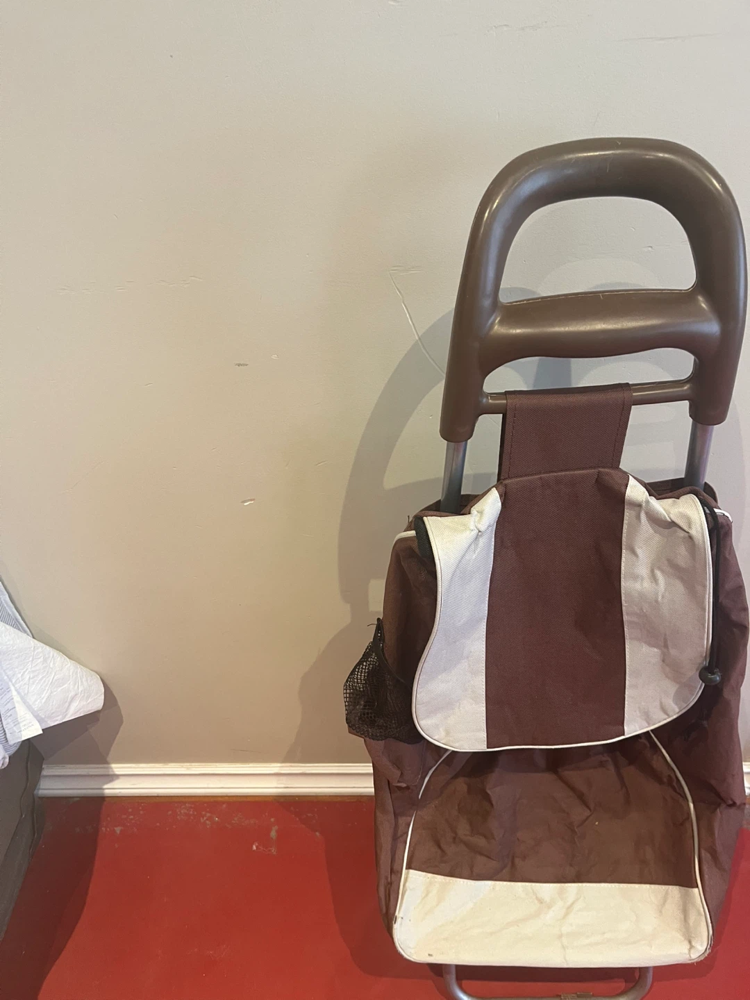 Brown & White Shopping Trolley Bag - photo 4