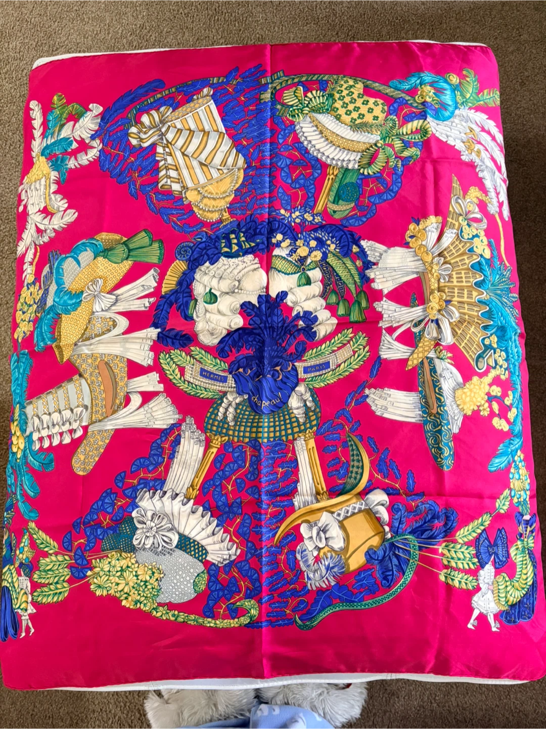 Hermès Chapeau Silk Scarf