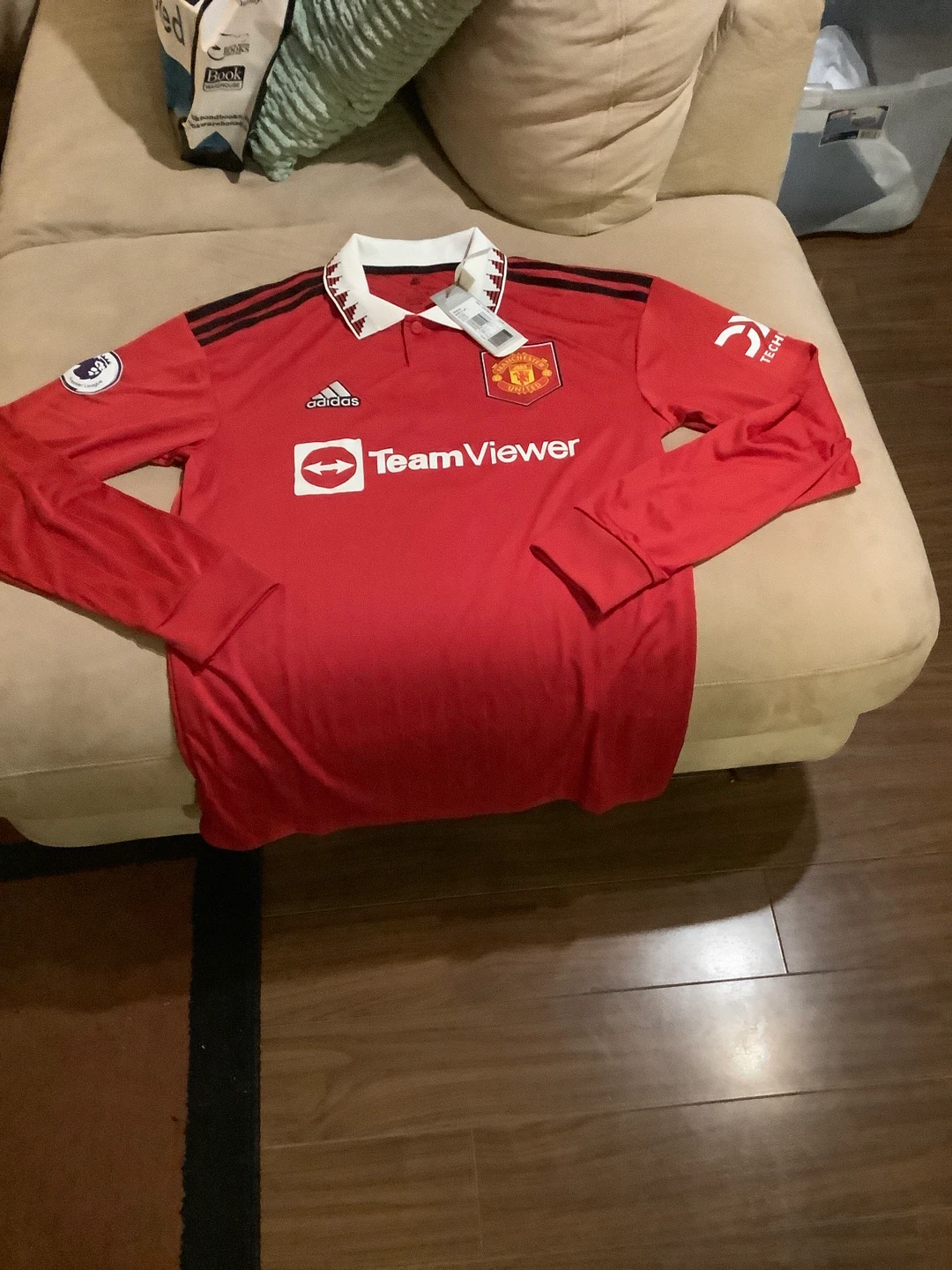 New w/tags Adidas Manchester United Ronaldo #7 Jersey - Size M - photo 3