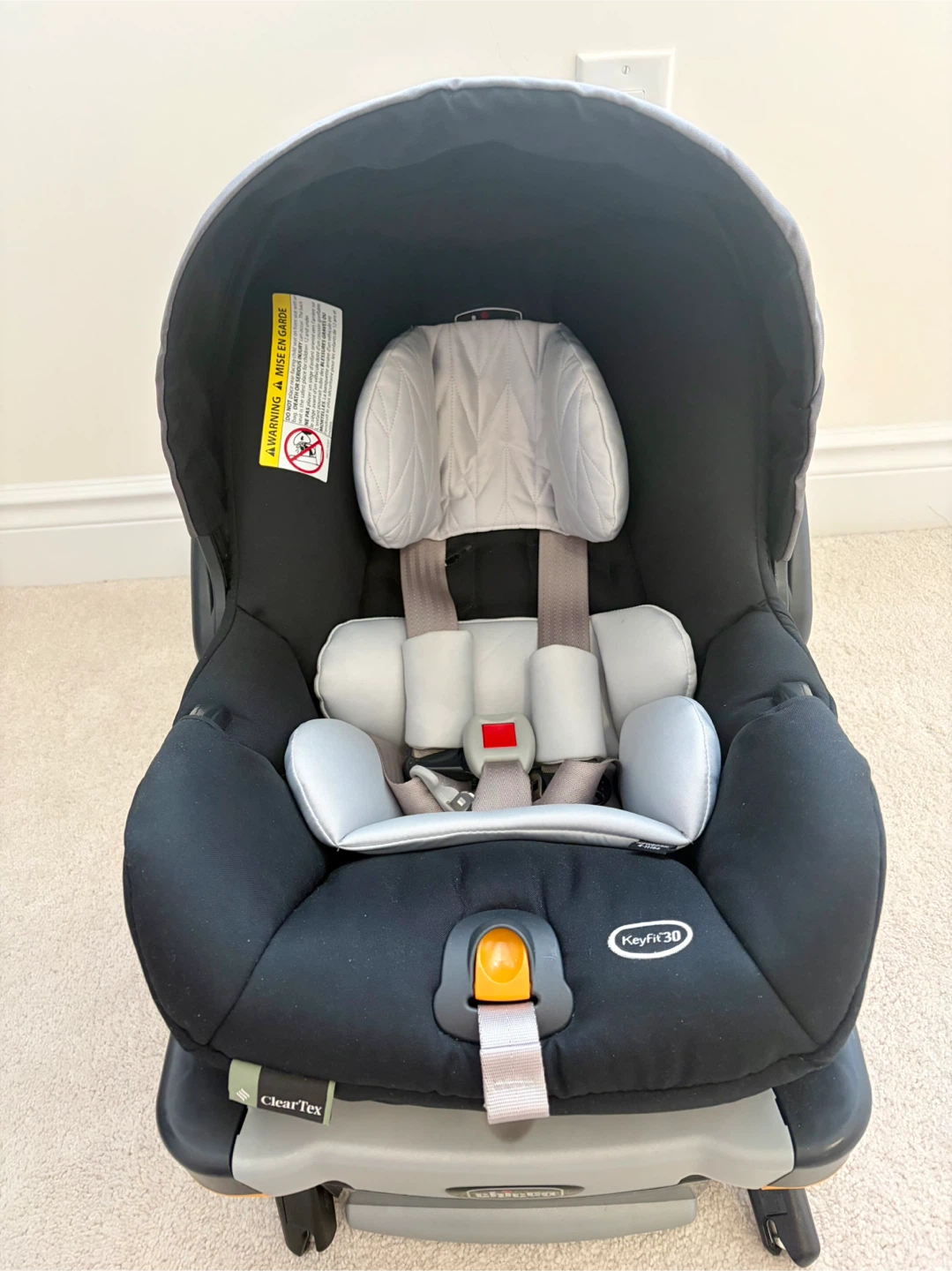 Chicco Infant Car Seat - Keyfit 30 with ClearTex - photo 2