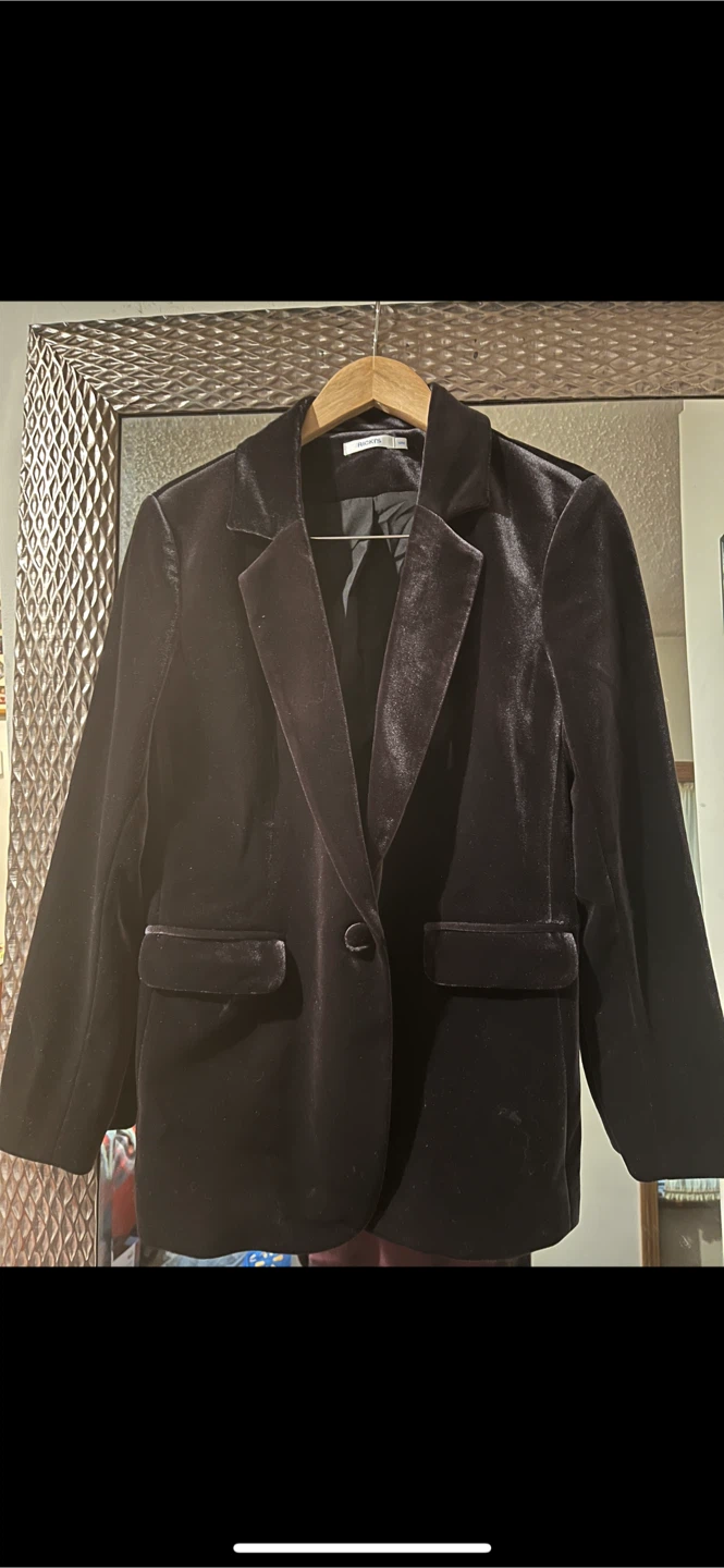 Rickis  Velvet Blazer - Size medium