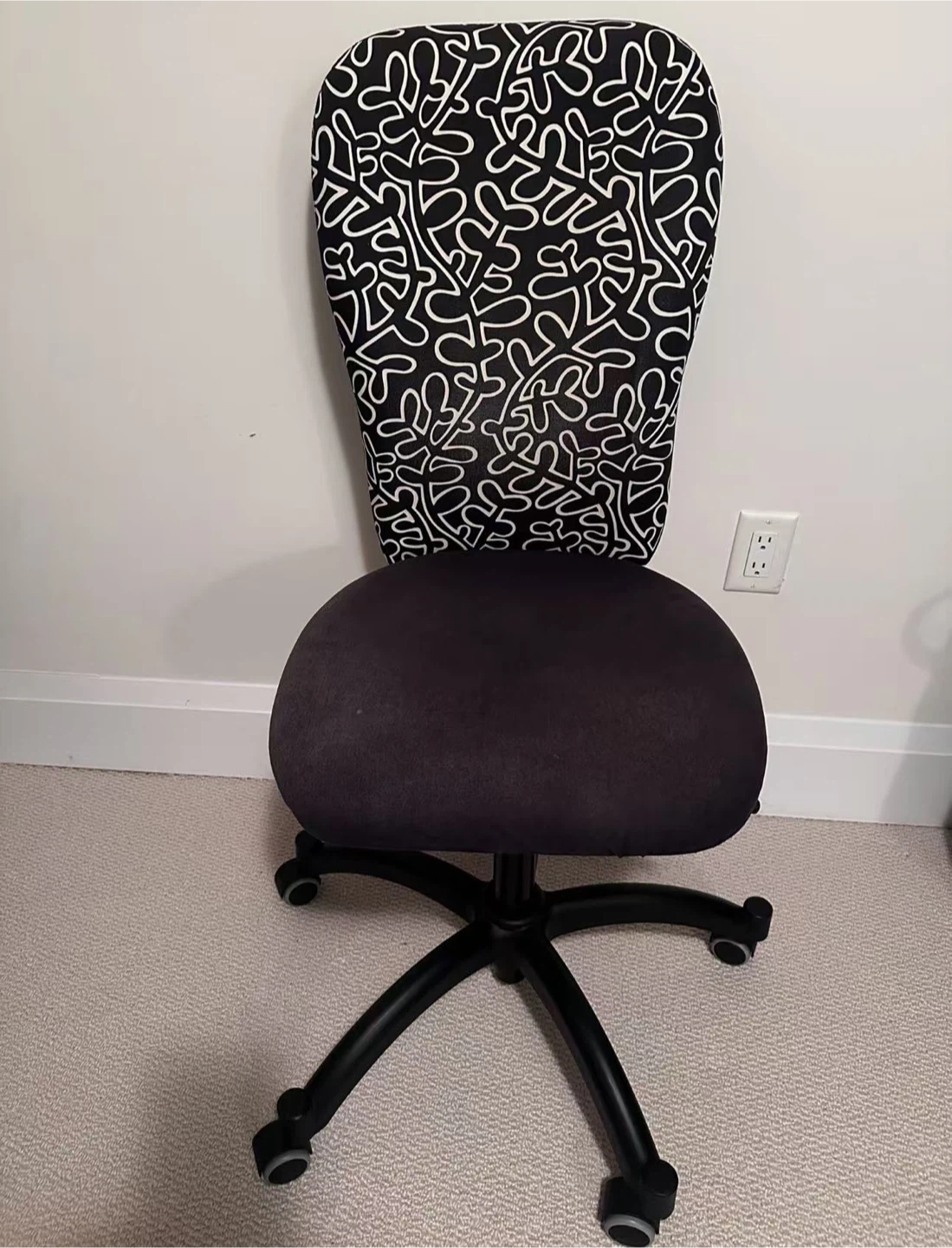 IKEA Renberget Swivel Chair - Black/White Pattern - photo 2