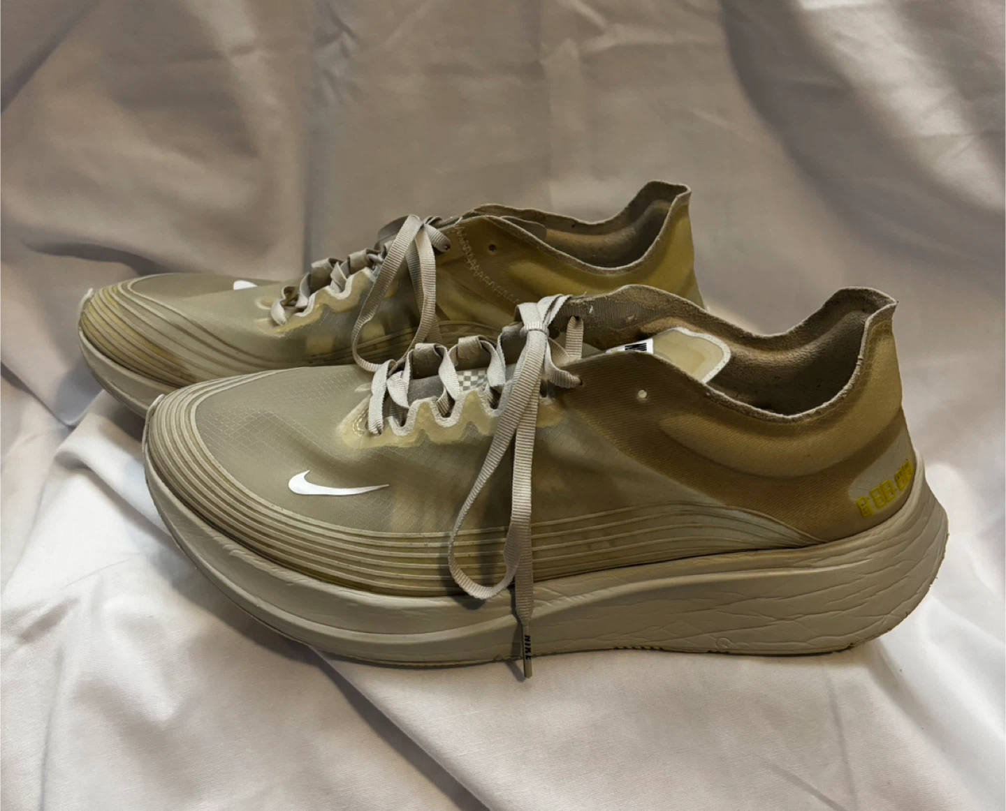 Nike Zoom Fly Light Bone - Size 11.5