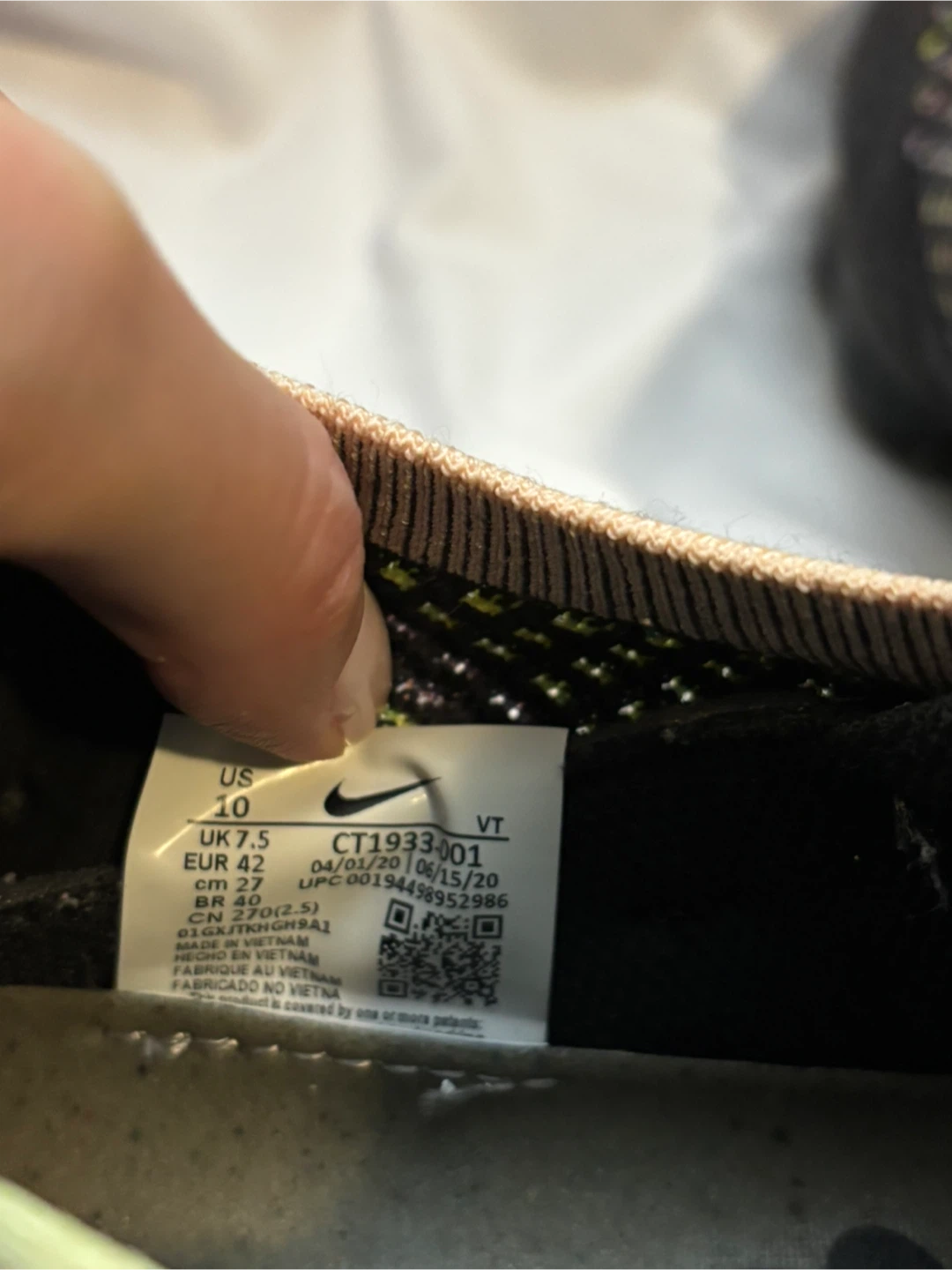 Nike Air VaporMax 2020 Flyknit - Size 10 - photo 5