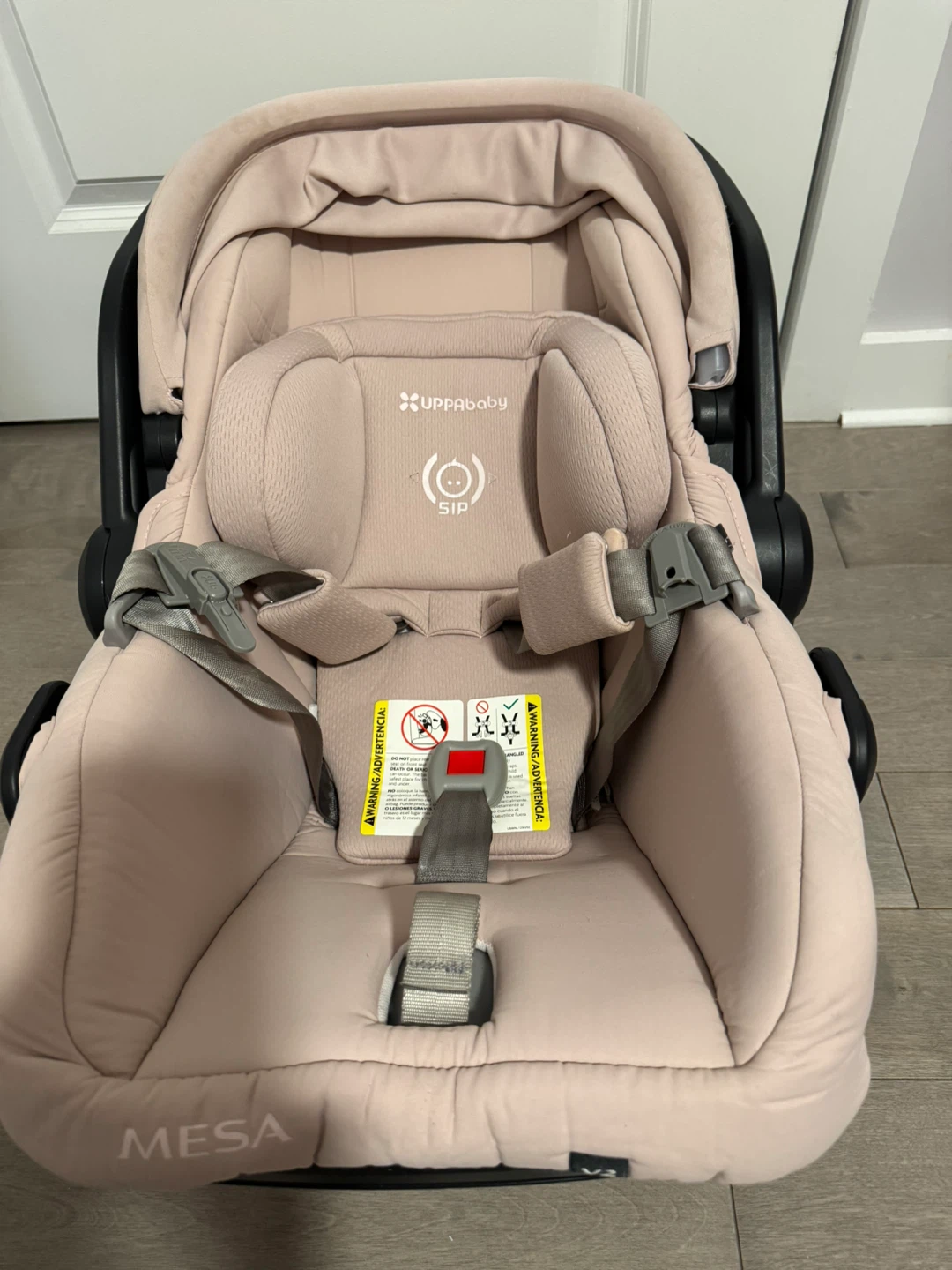 UPPAbaby MESA V2 Infant Car Seat - Excellent Condition! - photo 2