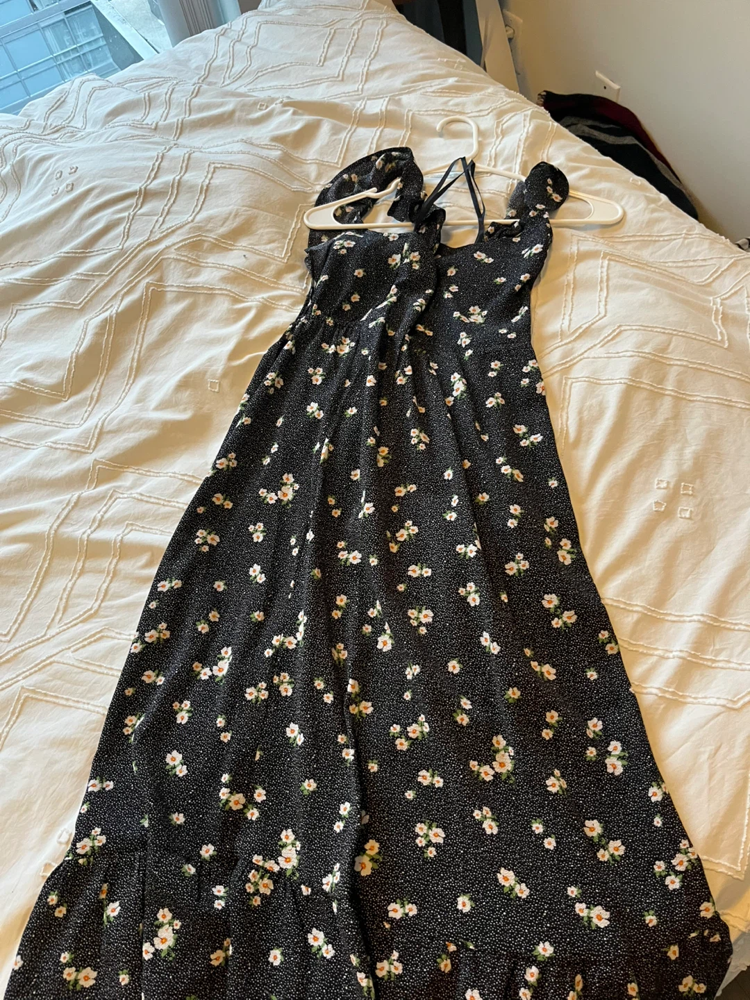 Monteau Los Angeles Floral Midi Dress