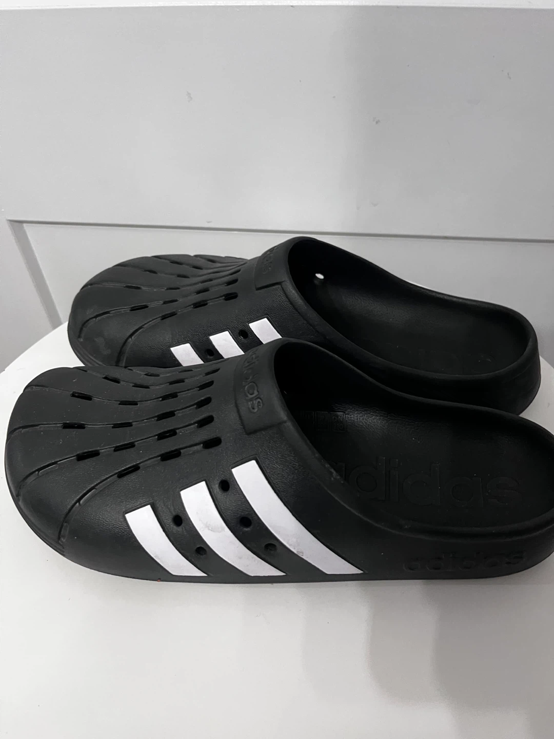 Adidas Adilette Clogs - Black & White size 12 🥕
