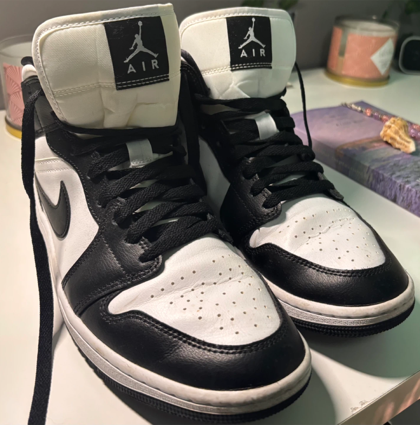 Air Jordan 1 Mid Panda