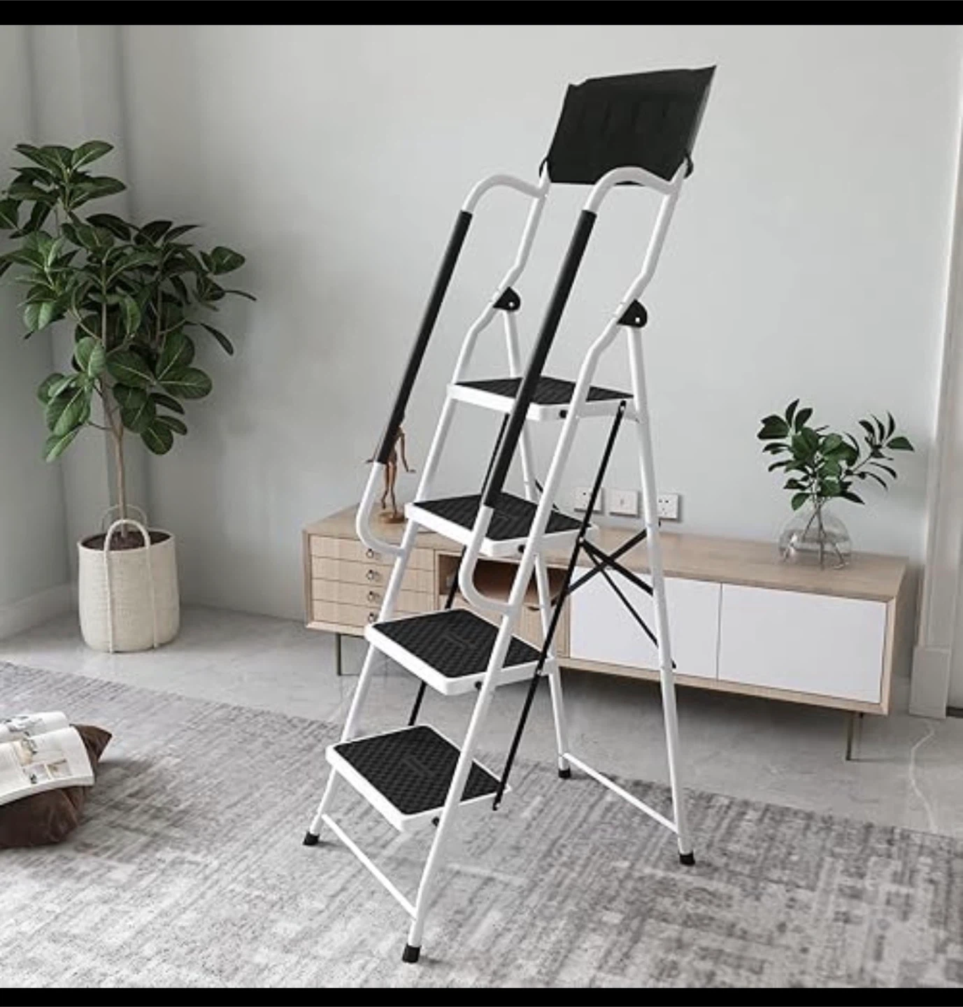DawnYield 4-Step Ladder with Handrails