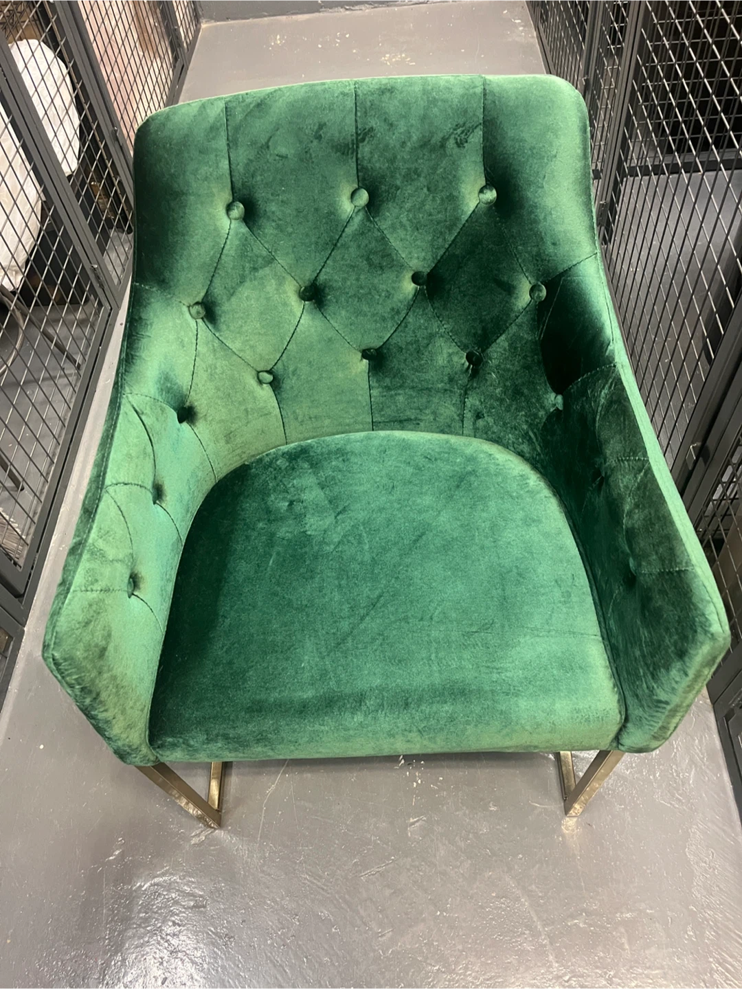 Green Velvet Accent Chair - photo 2