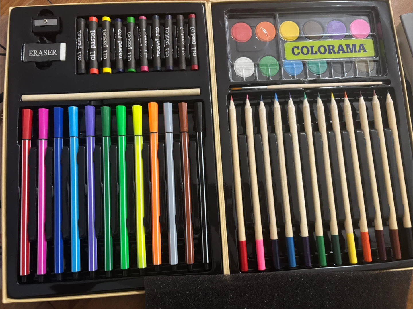 Colorama 51 Piece Colouring Kit - photo 2