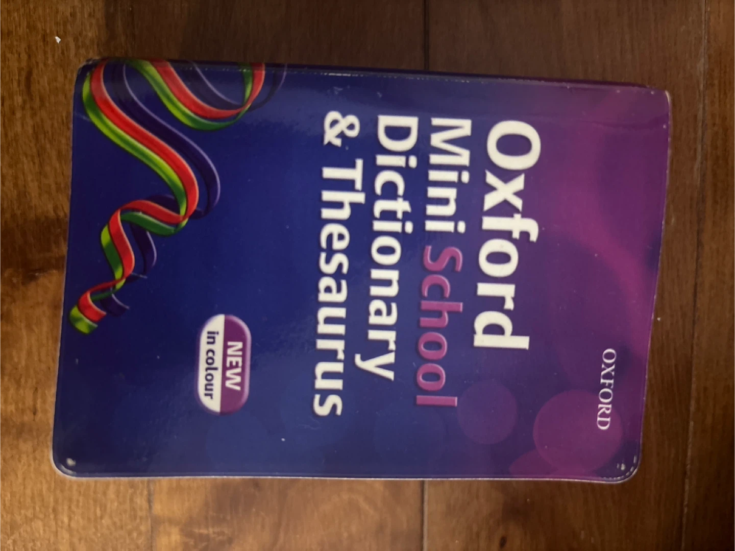 Oxford Mini School Dictionary & Thesaurus