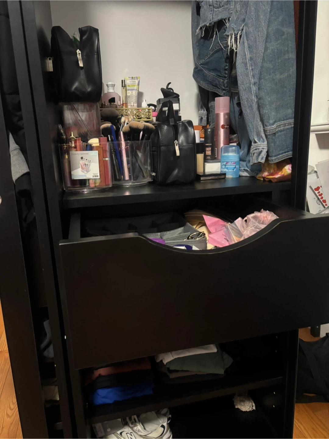 Wardrobe / Closet - photo 3