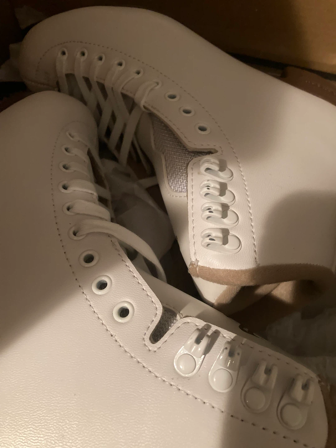 New Adult Jackson Figure Ice Skates