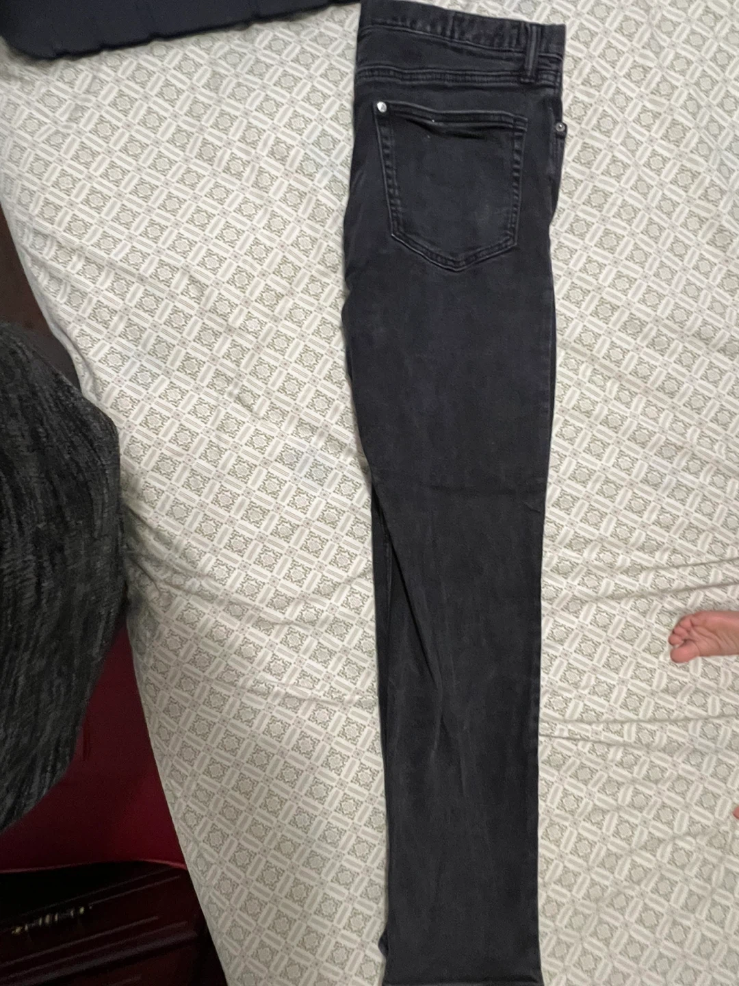 H&M Slim Fit Black Jeans - Size 32/30
