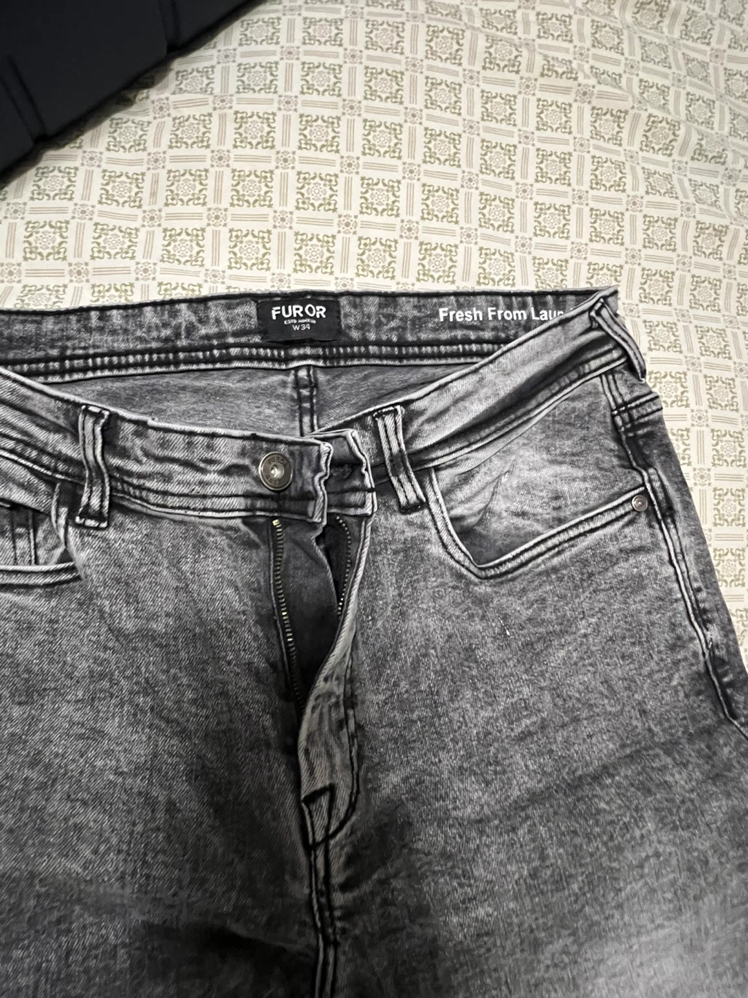 FUROR Jeans - Size 33/34 - photo 3