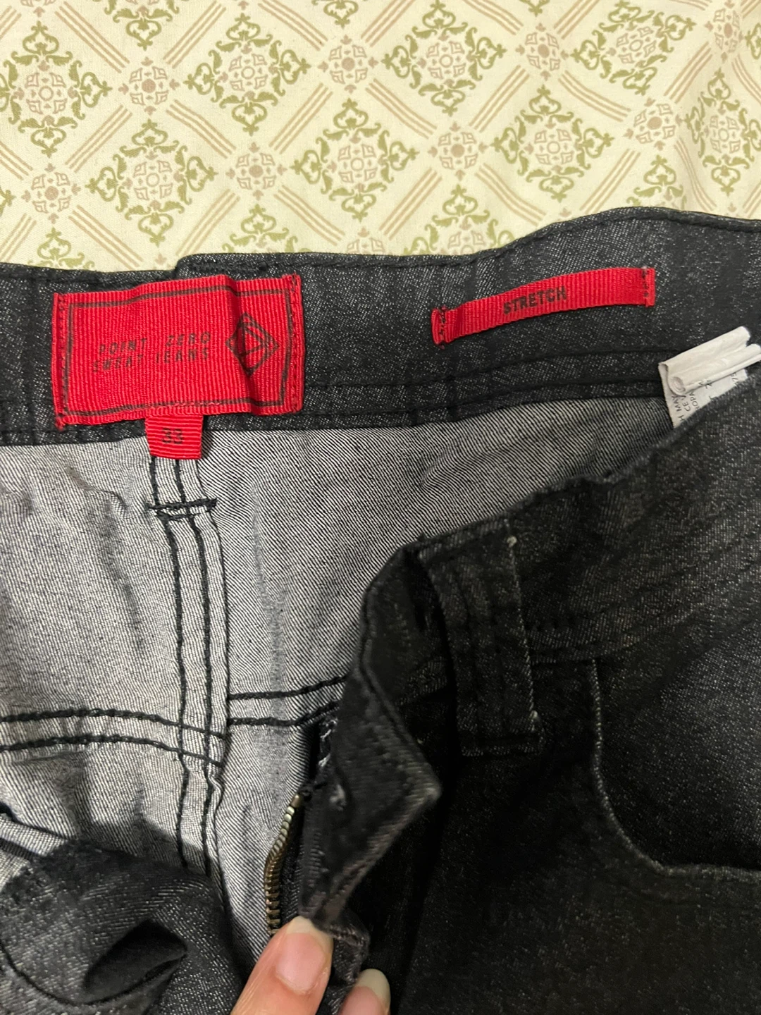 John Galt Black Stretch Cargo Shorts - photo 2