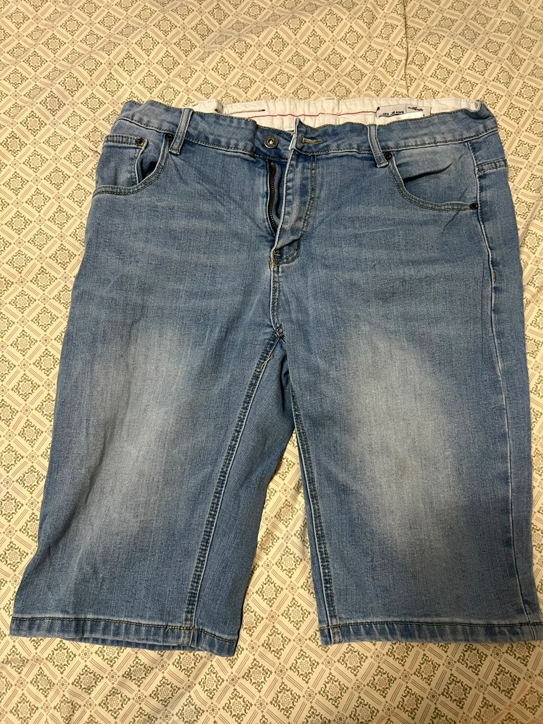 IZO Jeans Shorts - Size W38