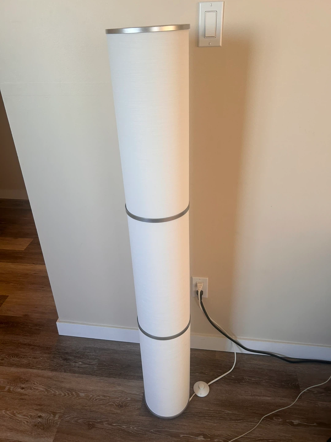 Modern White Cylinder Floor Lamp - photo 2