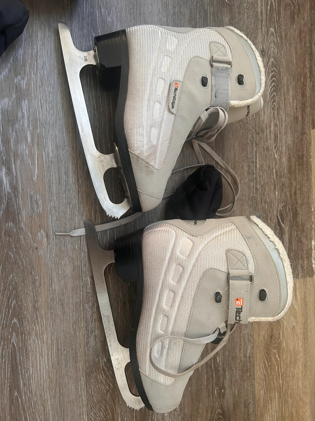 TechEdge Figure Skates - Size 7