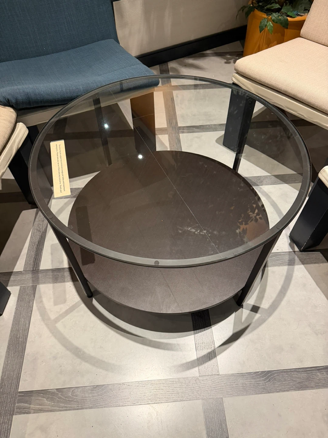 Round Glass Coffee Table - photo 2